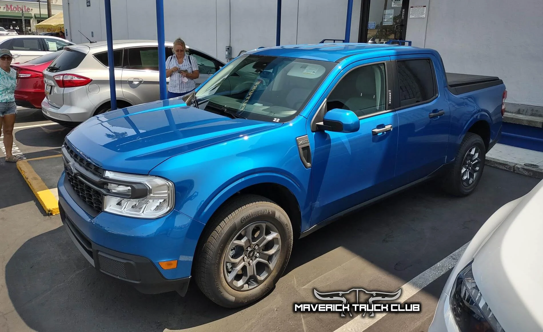Ford Maverick VELOCITY BLUE Maverick Photos Thread Velocity Blue 2022 Ford Maverick XLT in the sun
