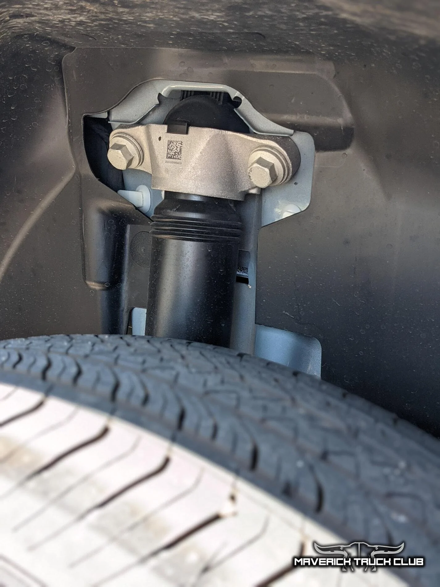 Ford Maverick Bed length / width measurements + awesome Area 51 XLT Maverick pics & video Suspension Area 51 Ford Maverick XLT hybrid 2.0L 1