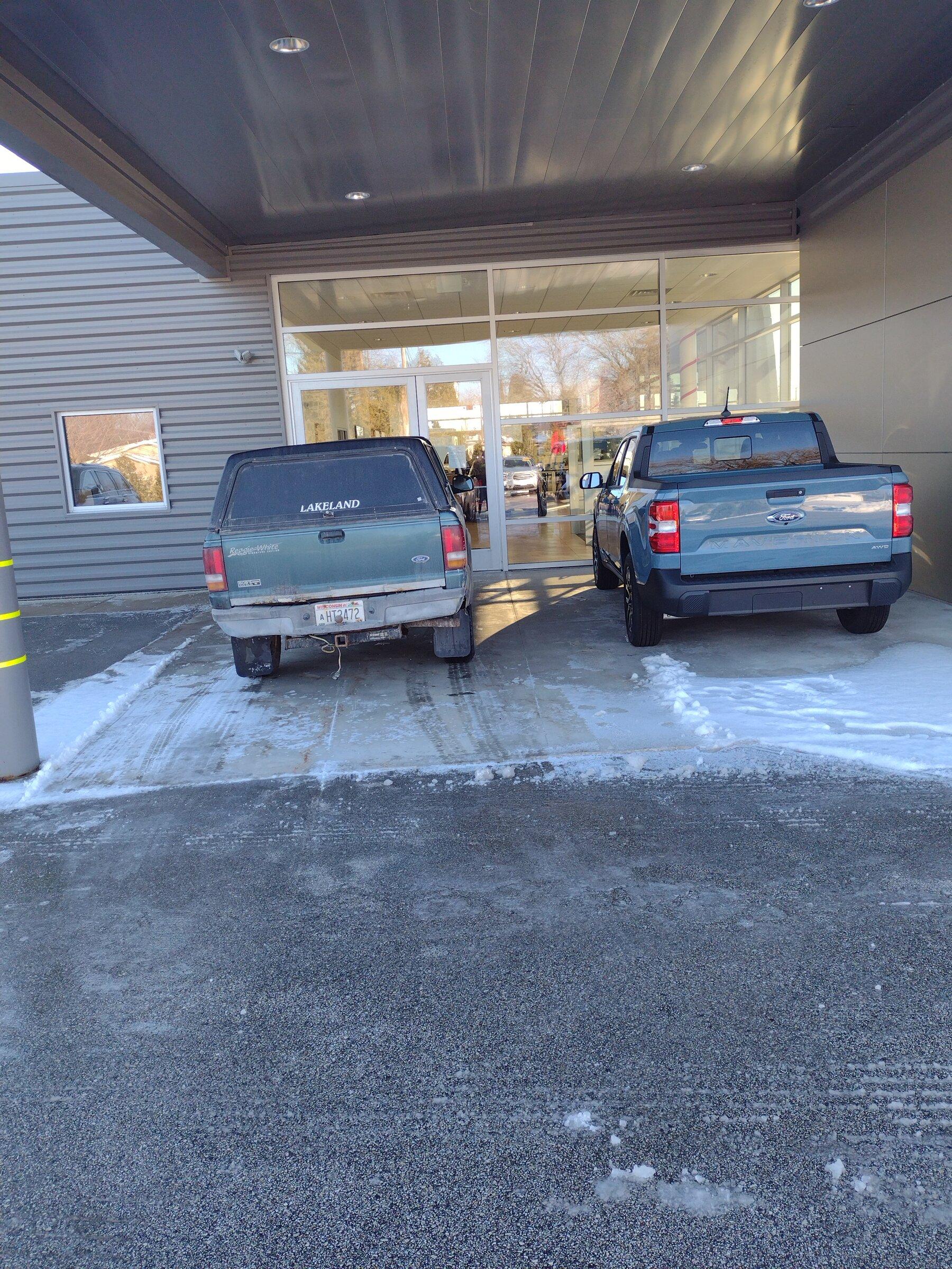 Ford Maverick Took Delivery of our Alto Blue Maverick Lariat Hybrid today - Pics and thoughts IMG_20211229_133526032