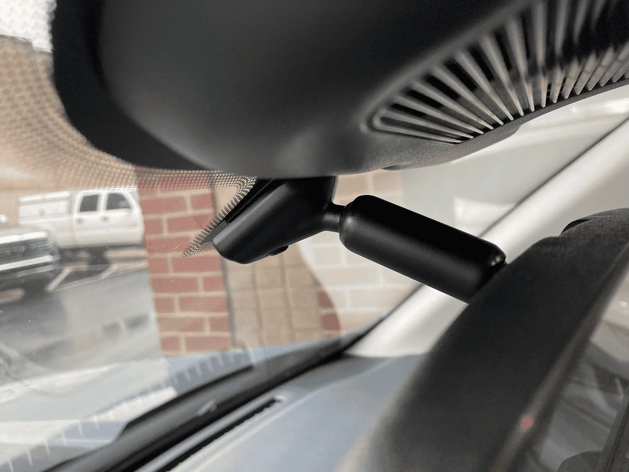 Ford Maverick Cheap auto-dimming, homelink mirror 1642700646154