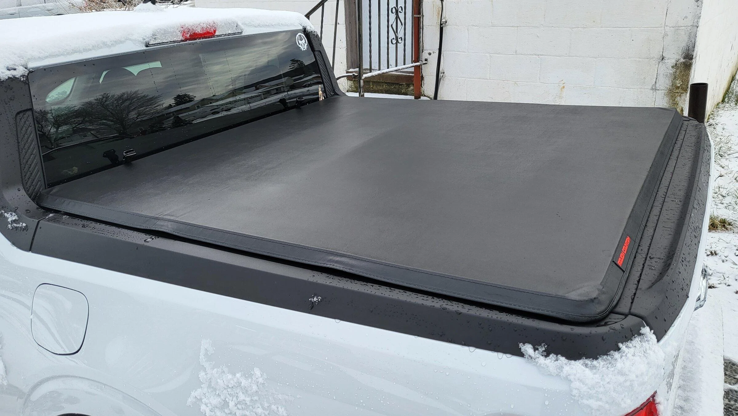 Ford Maverick Rough Country: new bed cover tonneau option -- installed pics & feedback / reviews 20220120_115412-jpg
