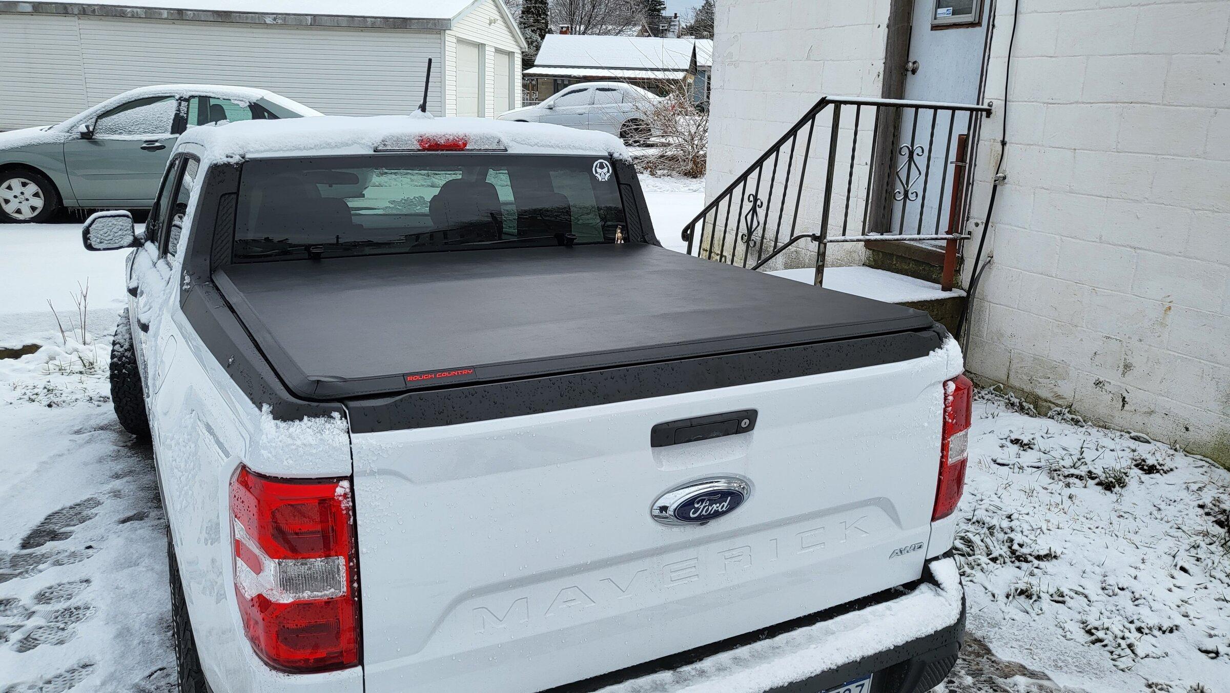 Ford Maverick Rough Country: new bed cover tonneau option -- installed pics & feedback / reviews 20220120_115331-