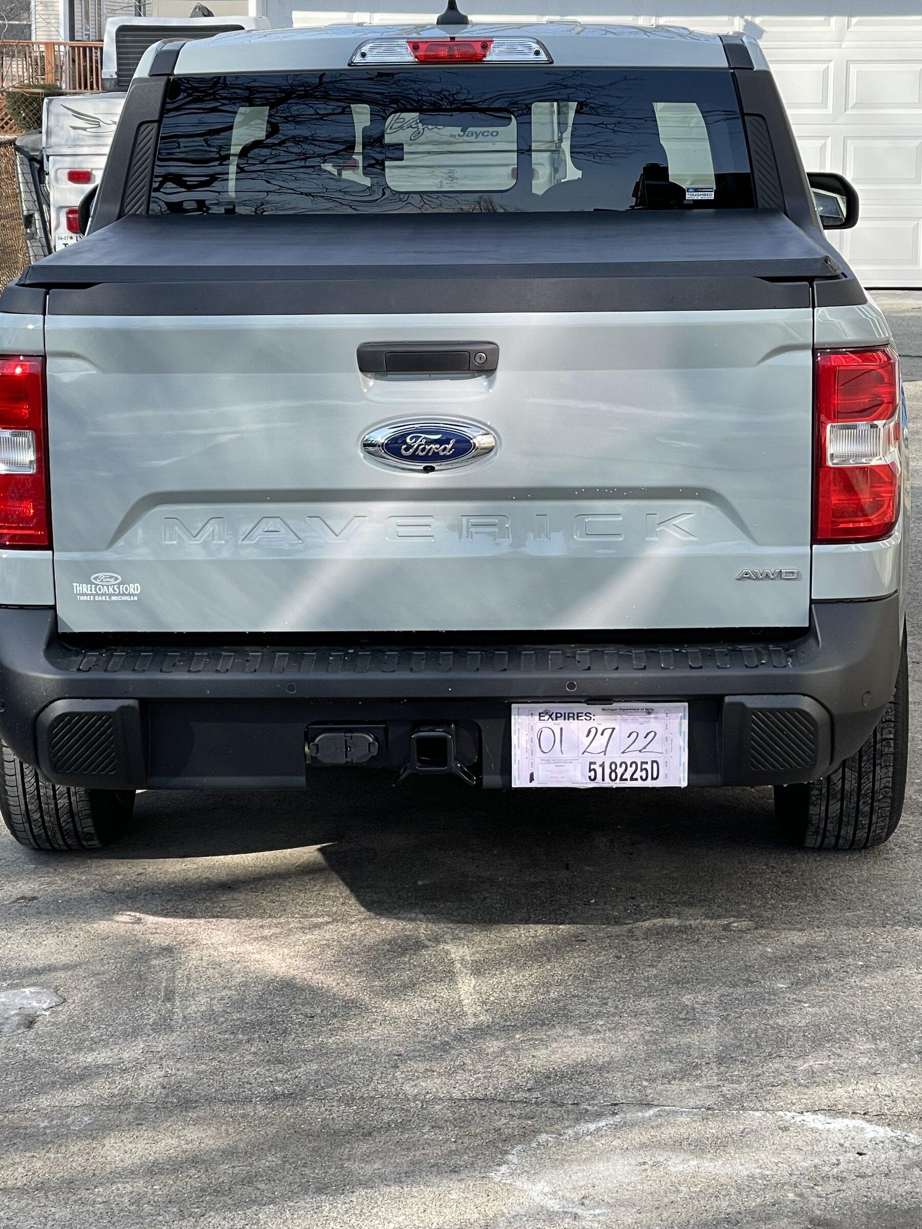 Ford Maverick Ford branded tonneau cover installed 096721C9-DEDD-40C8-BFAA-36255299245C