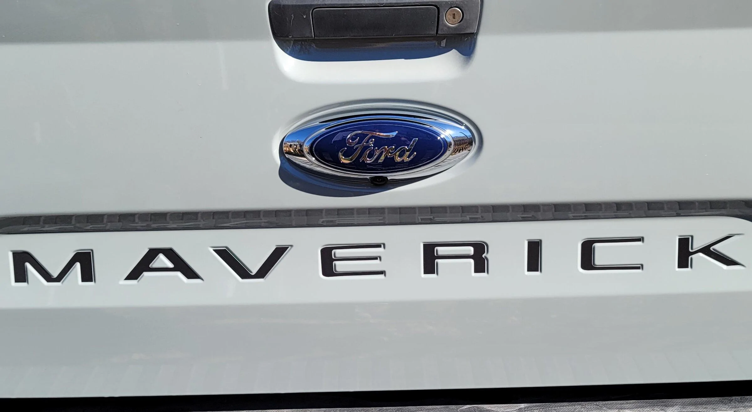 Ford Maverick INSTALLED EBAY TAILGATE LETTERS 20220123_112927