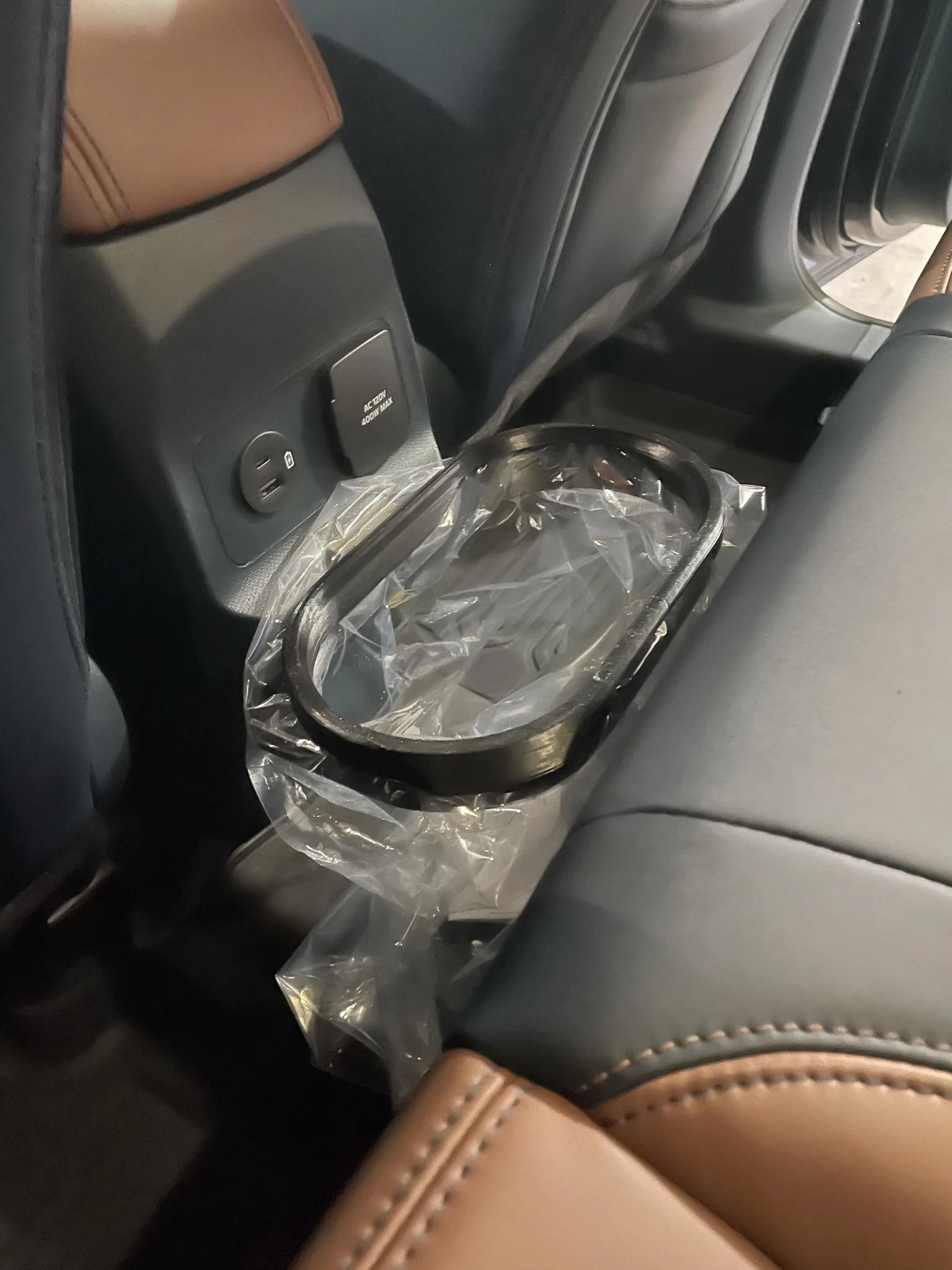 Ford Maverick FITS multifunction trash can 0158C068-D323-4A83-8FDC-41C081008376