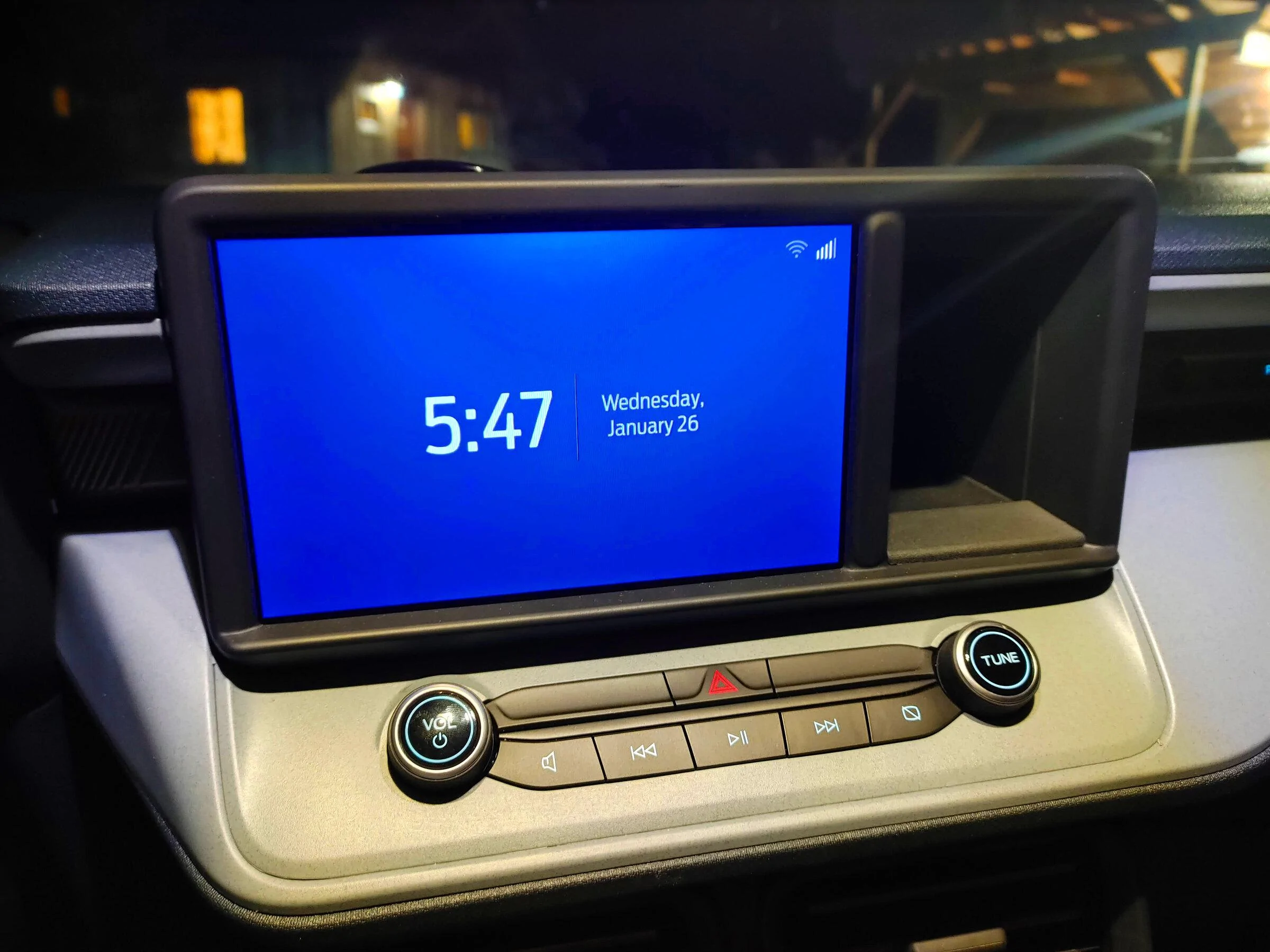 Ford Maverick Electric Screen in Mavericks Screen2