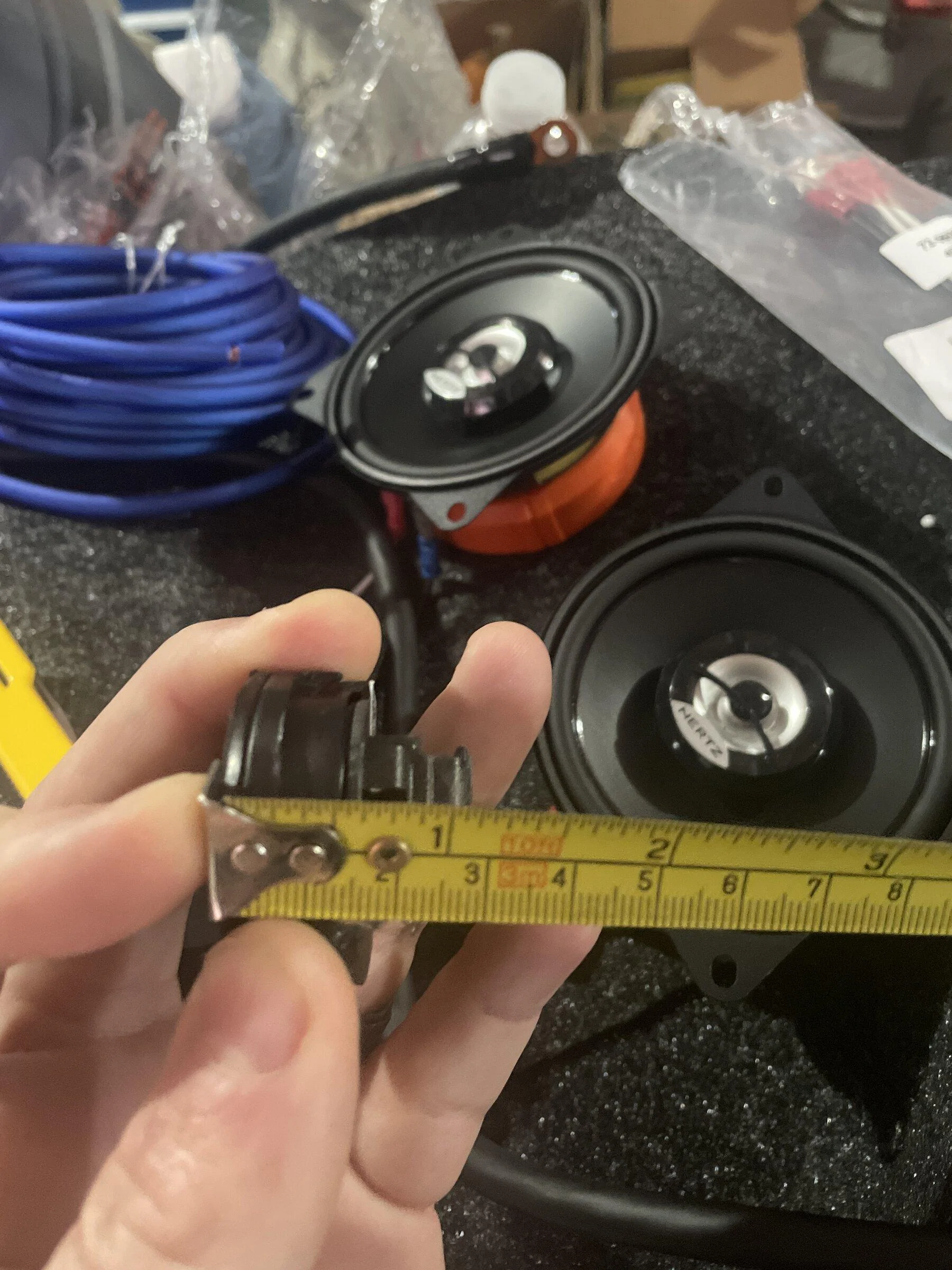 Ford Maverick Stereo specs/measurements imag