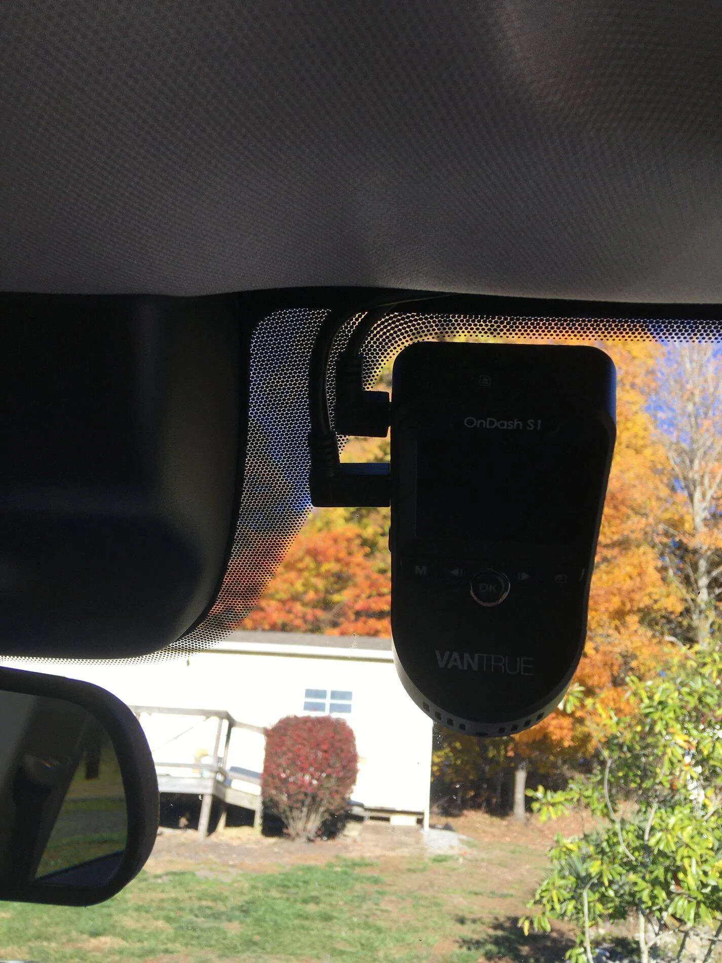 Ford Maverick Rear Dashcam Location? 5BE4DE97-37CB-41CC-A266-440A2DDA0392