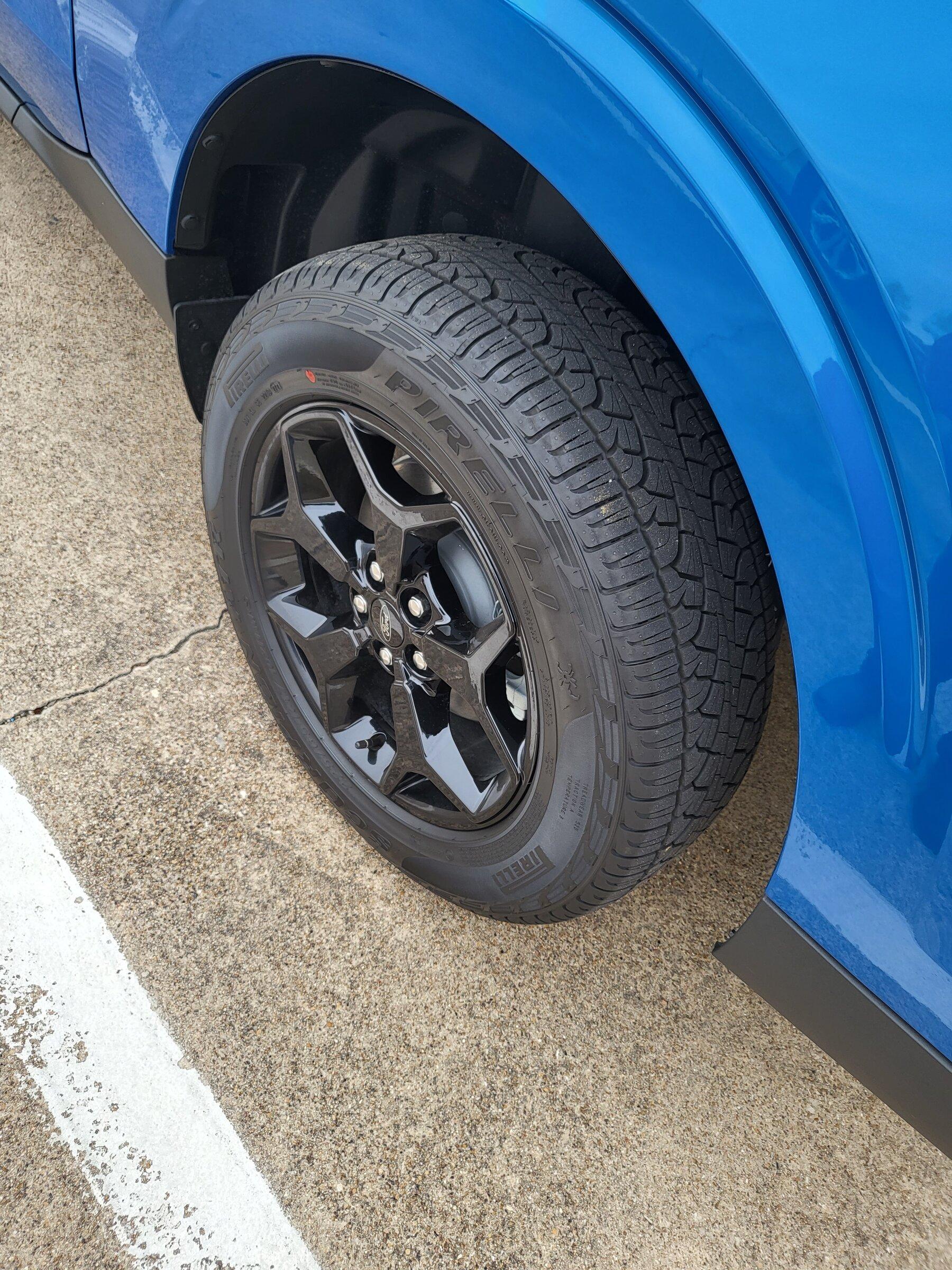 Ford Maverick Selling my fx4 tires 20220127_122456
