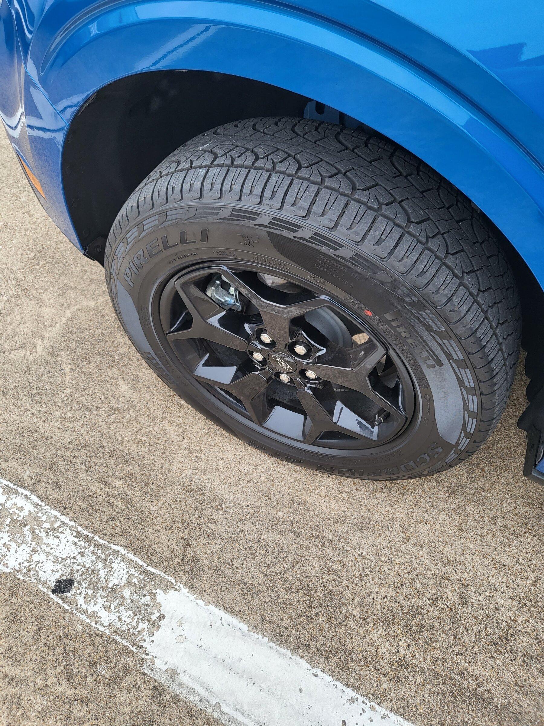 Ford Maverick Selling my fx4 tires 20220127_122445
