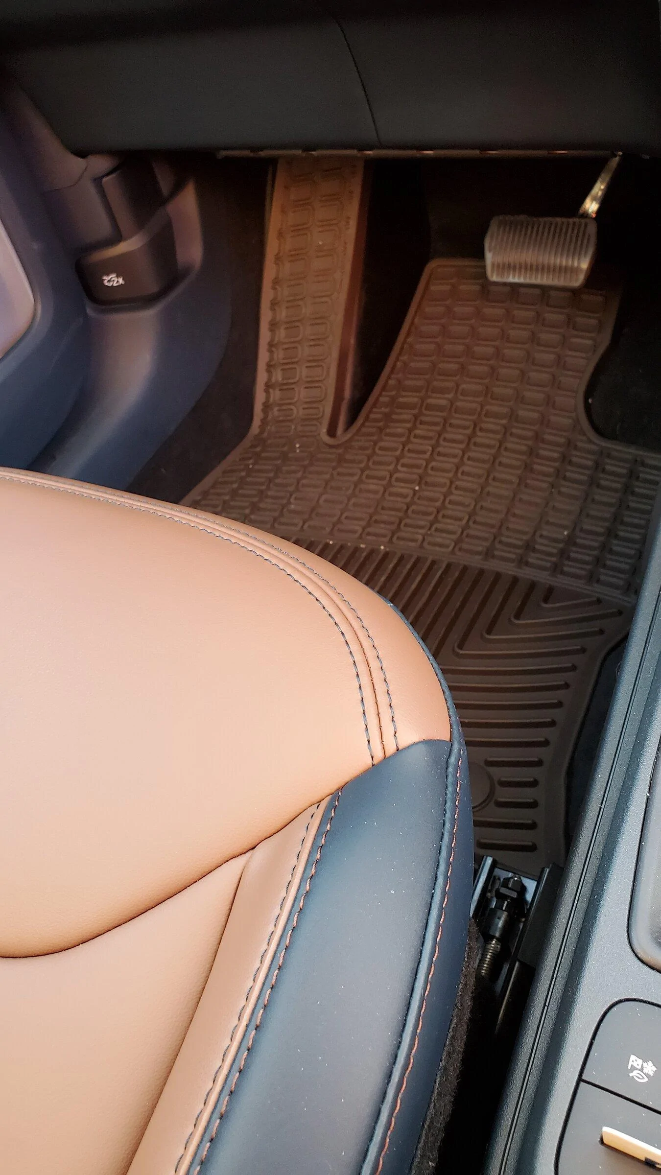 Ford Maverick Any hybrid owners bought WeatherTech mats? 20220127_160533