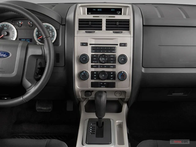 Ford Maverick 10" wide screen 2012_ford_escape_instrumentpanel
