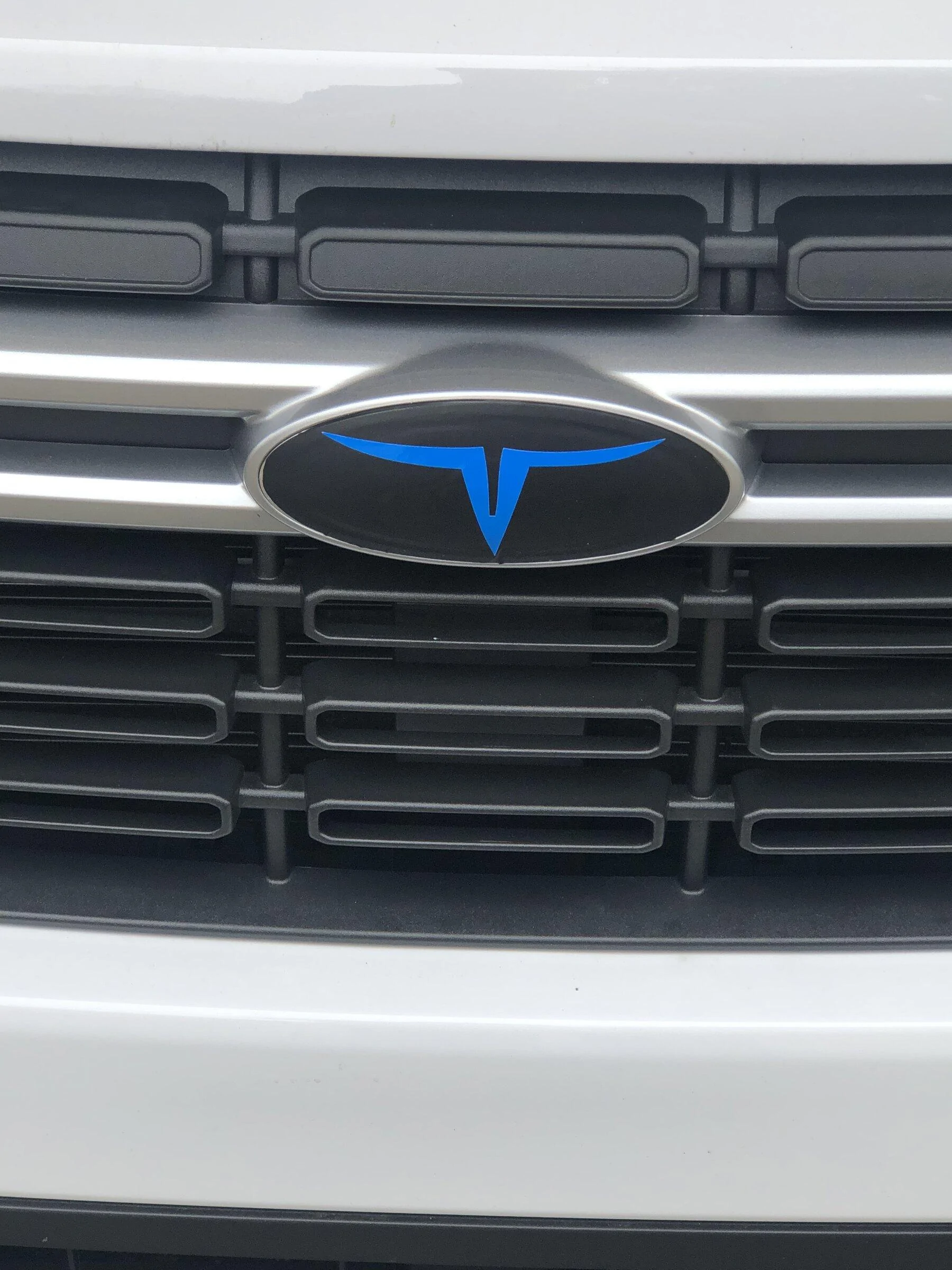 Ford Maverick Emblem - What do you think B2A3D246-1360-46C1-BDF1-B327B7C65128