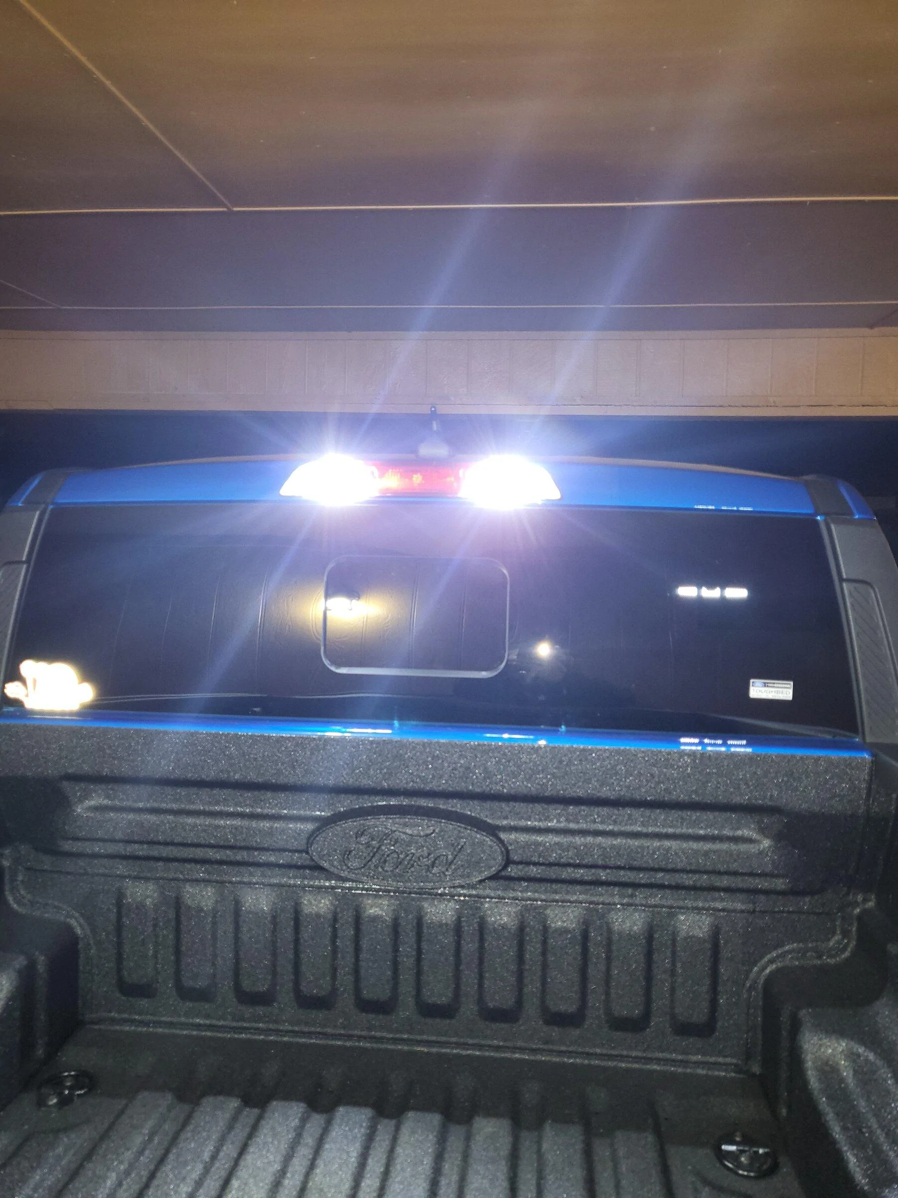 Ford Maverick New LED cargo light and 3rd brake 20220131_190952