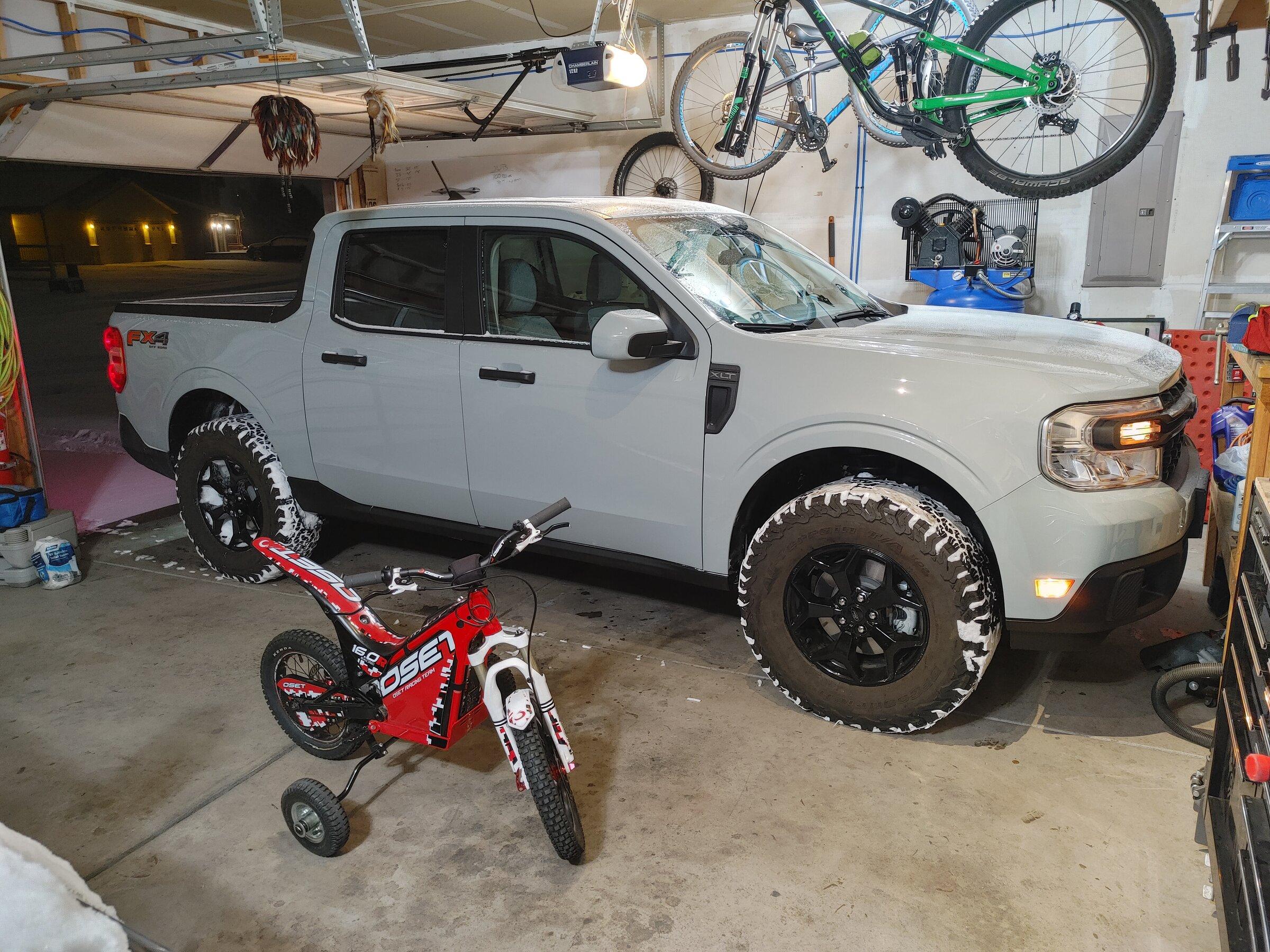 Ford Maverick Installed 2" lift kit and 32" BFG KO2 tires (no rub with some trimming) 20220202_001652_HDR