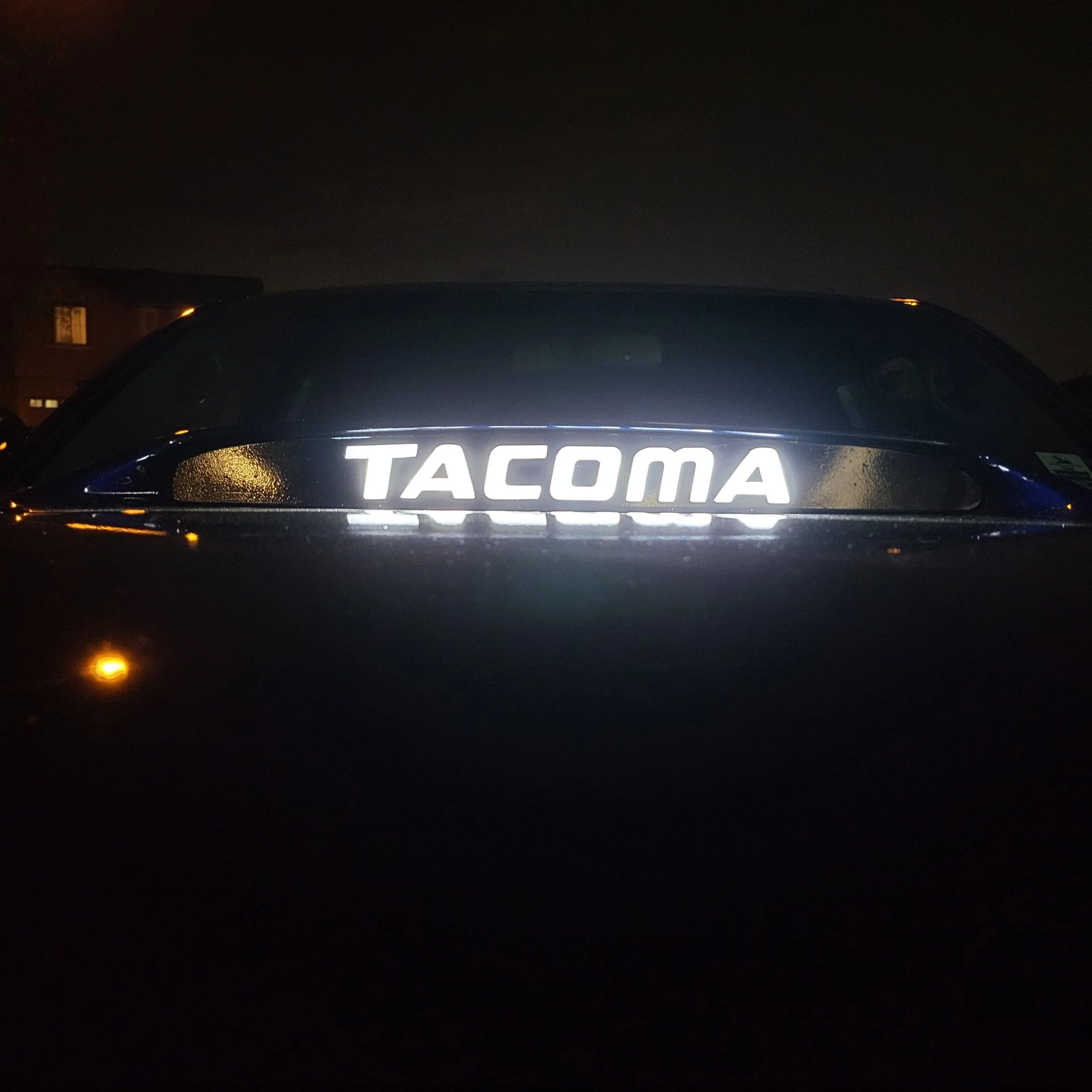 Ford Maverick Hood scoop light bar? 20220131_180055