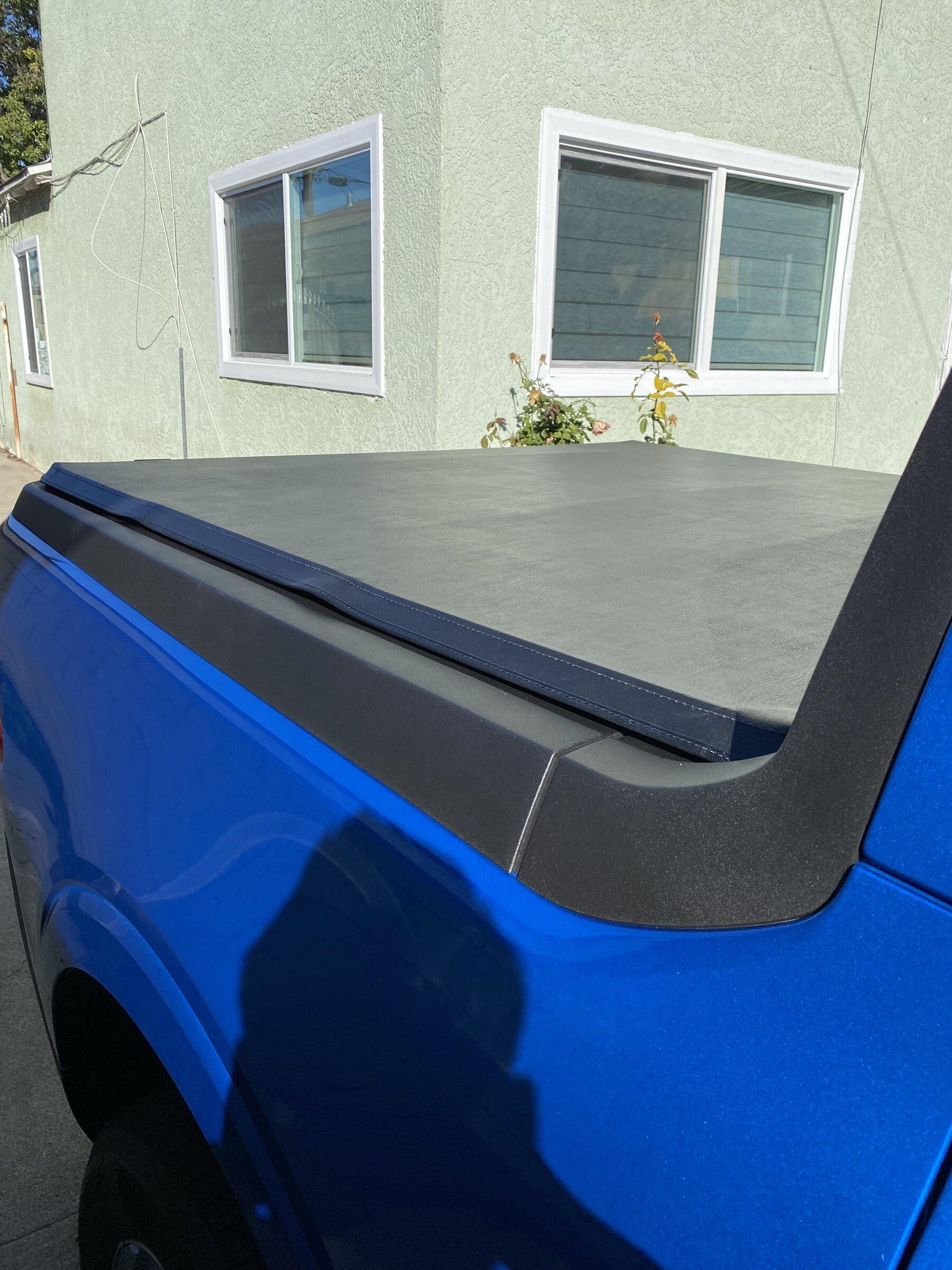 Ford Maverick Gator SFX Tri-fold C3611239-1E2F-4C1A-9633-C9FC7AF6B1A3