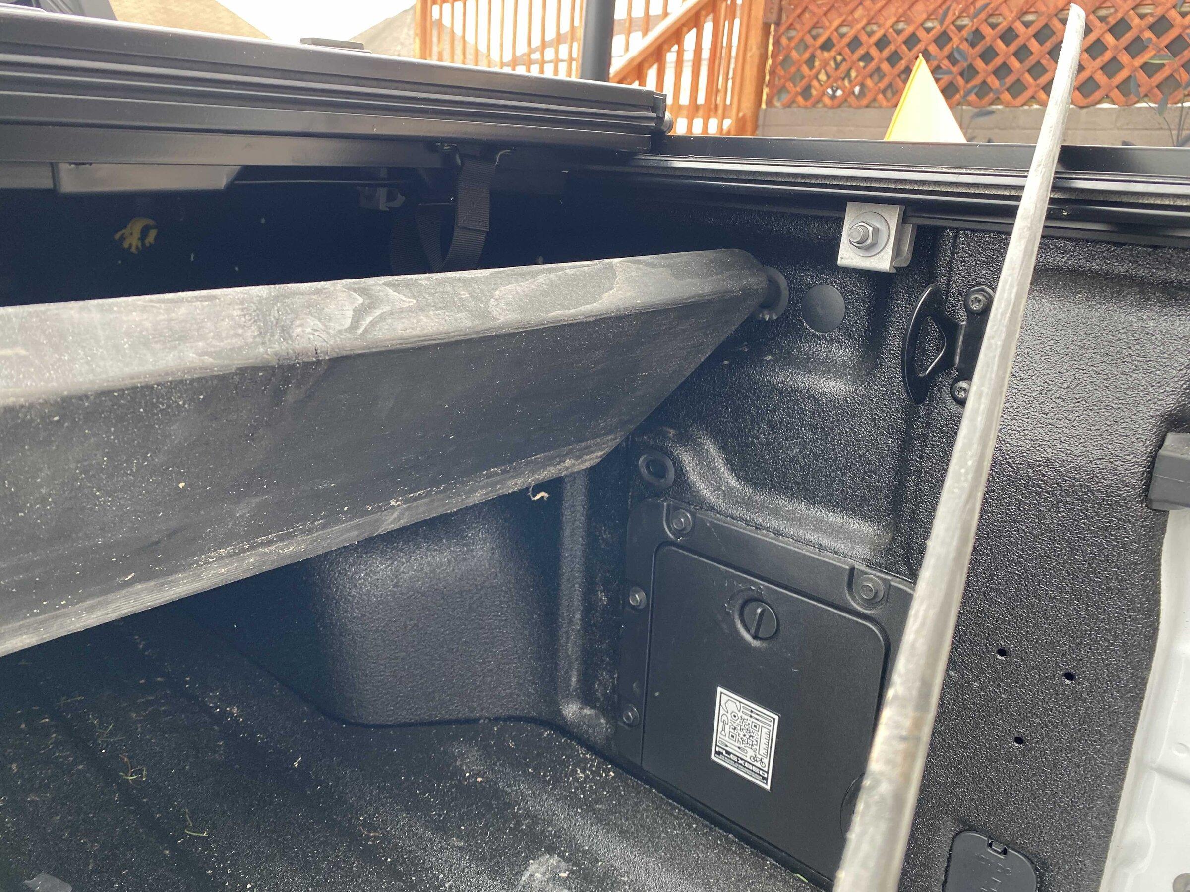 Ford Maverick 2x6 Bed Divider for the Flexbed IMG_0516