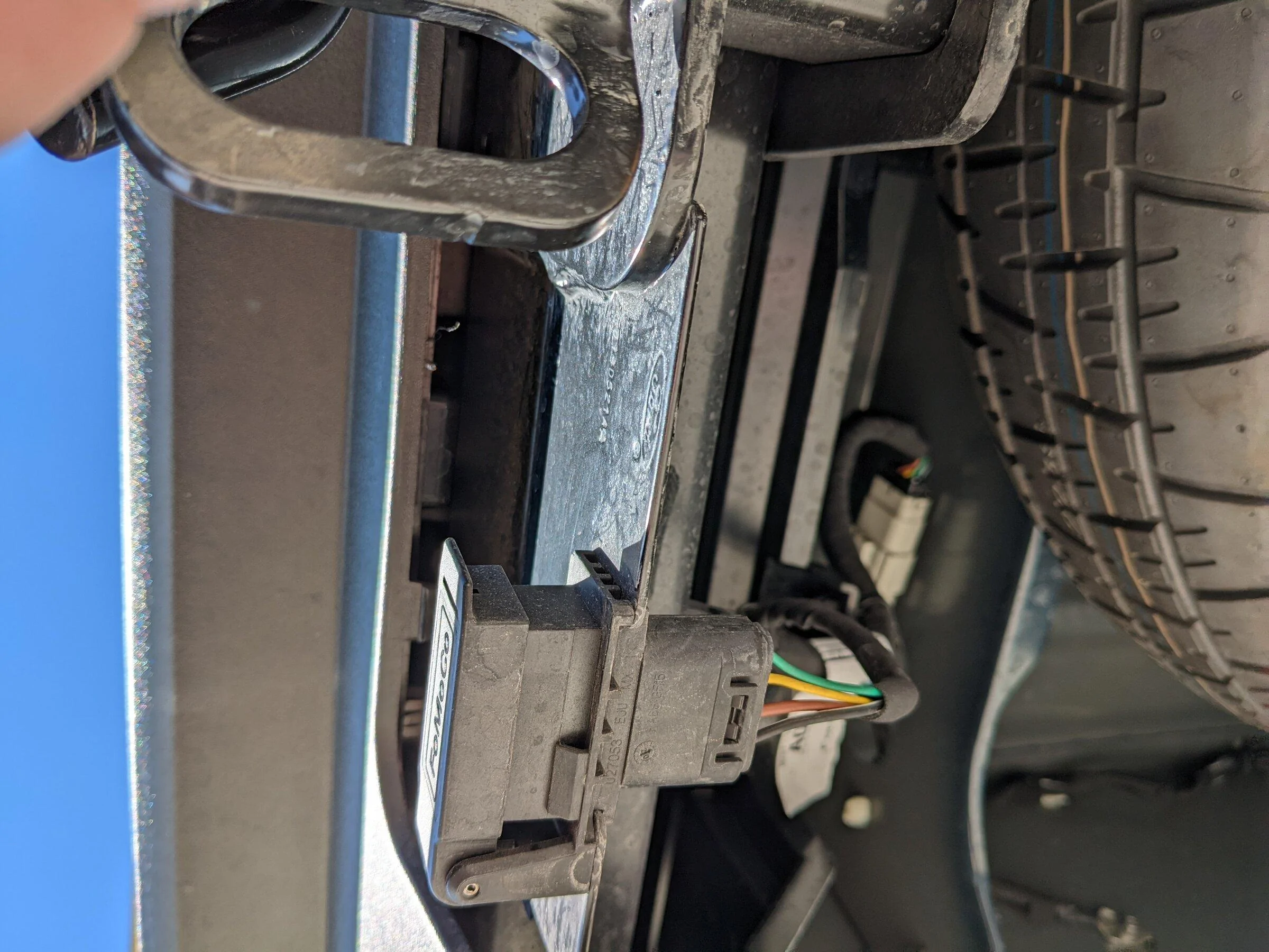 Ford Maverick Trailer Hitch Receiver, 4-pin or Not? PXL_20220210_205001817