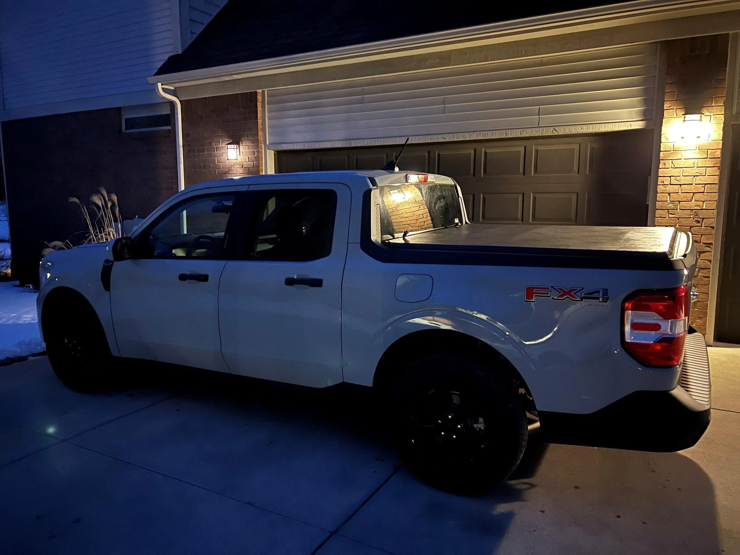 Ford Maverick 1 Month B-day! 2718 miles down!! My review of my Eco, 4K, Lux, FX4, Cactus Gray reariso1