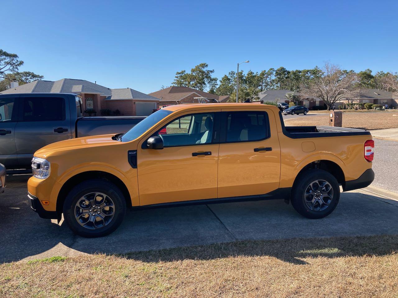 Ford Maverick My Cyber Orange Hybrid XLT - First Impressions and Dealer Review IMG_8633