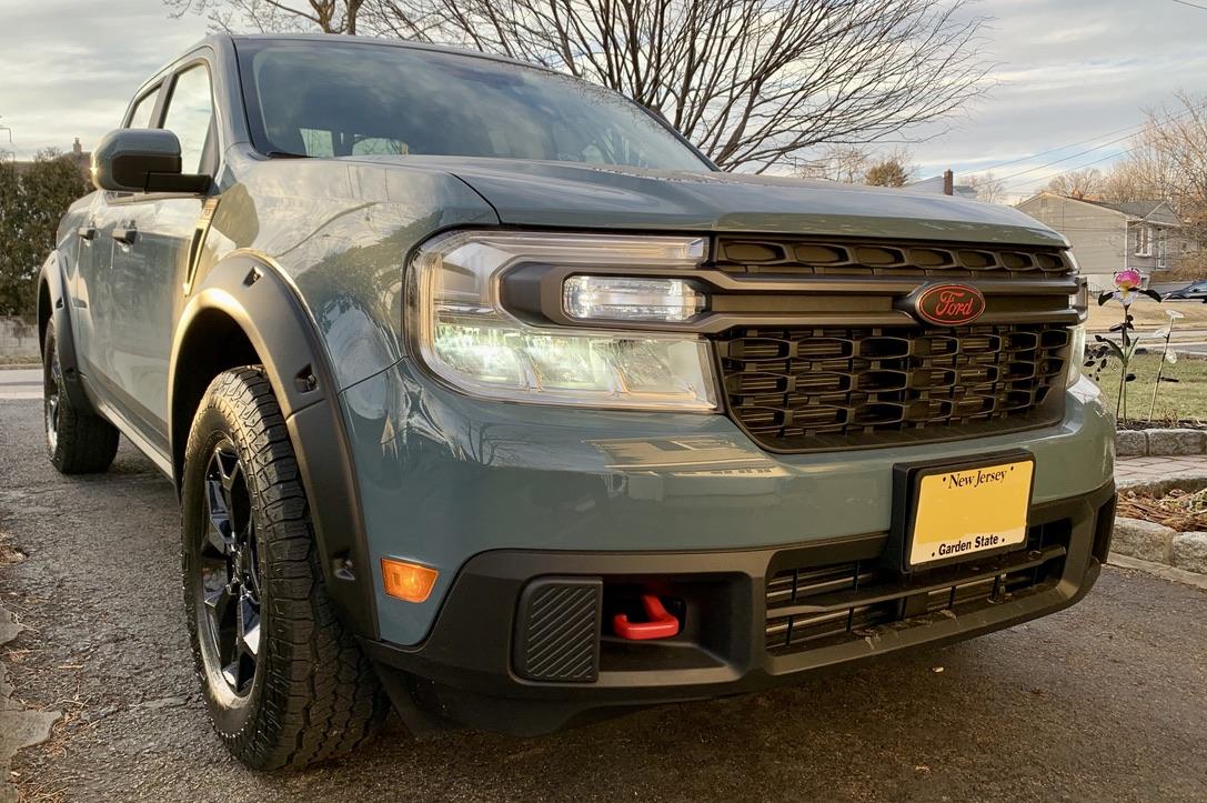 Ford Maverick Area 51 XLT FX4 Build: 245/65 Vredestein AT, 1.5" spacers, Buschur CAI, BAK Revolver X4S, Lasfit LEDs, OEM Accessories E9260964-D727-4F63-A1E8-89576CE1CC12_1_105_c