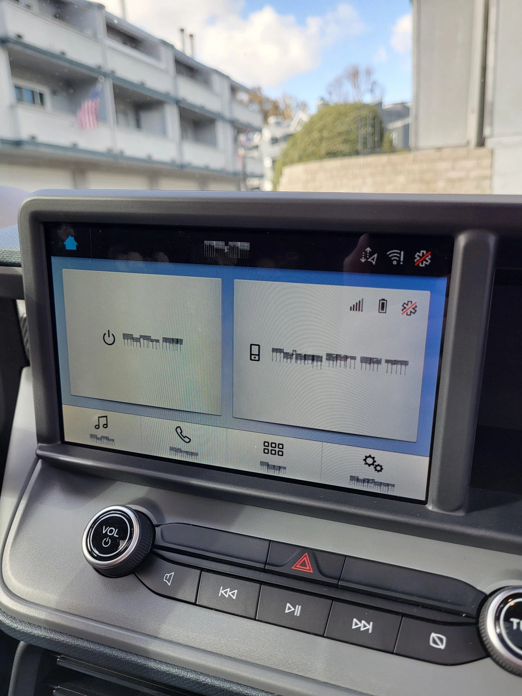Ford Maverick Infotainment Screen Glitched/Garbled Text 20220216_150650