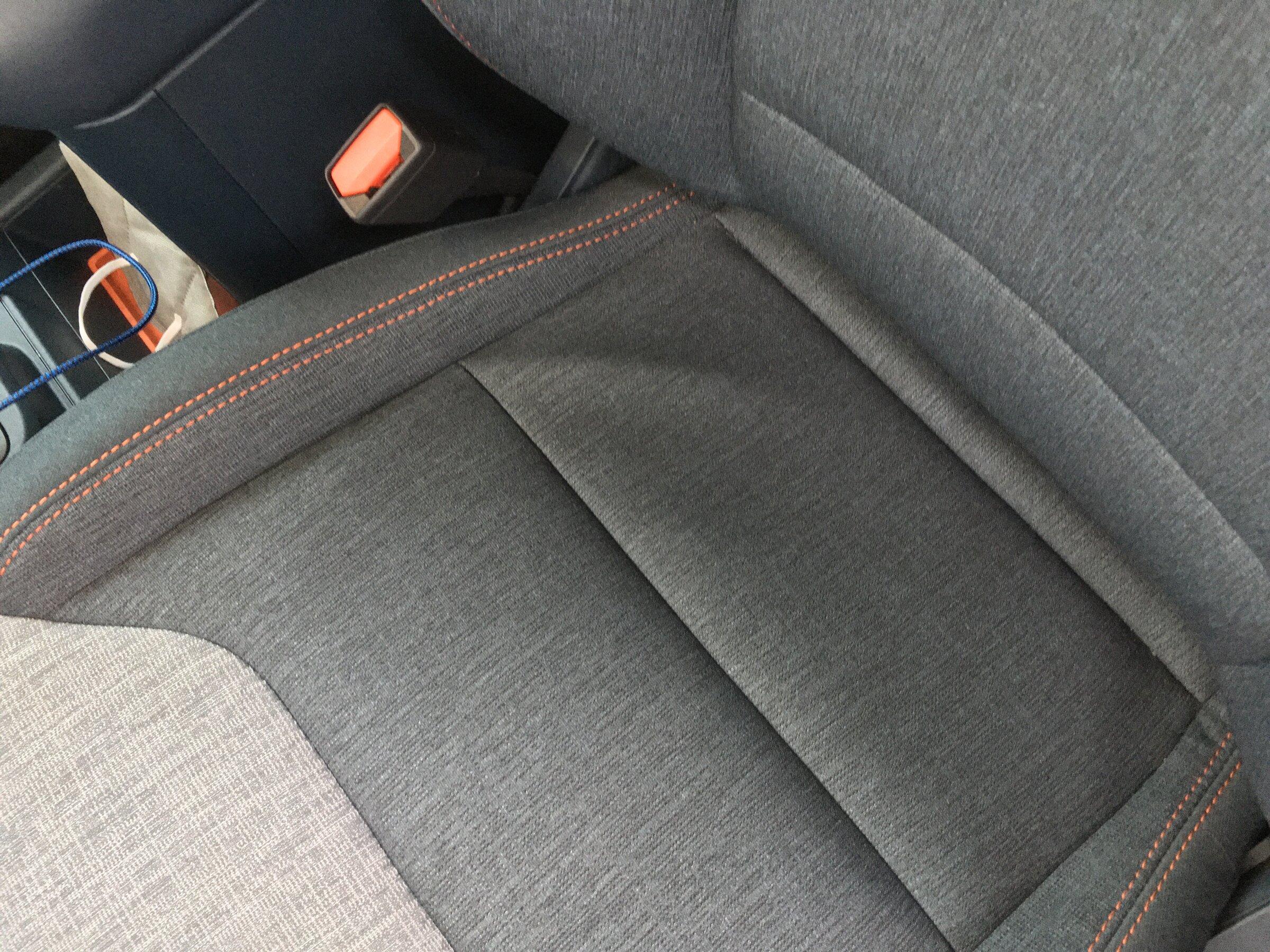 Ford Maverick Seat crease - loose seat material - same place in different trucks - warranty issue IMG_7059.JPG