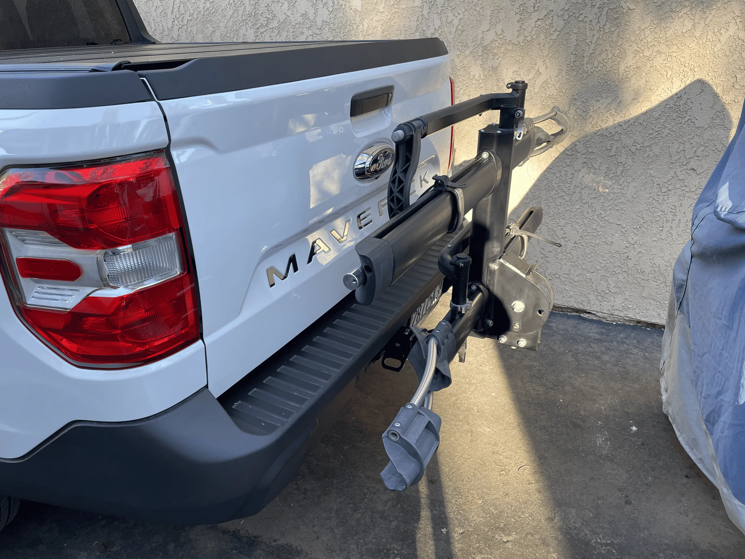 Ford Maverick Pic request: how tow hitch receiver is bolted onto the bumper/frame? tempImagepVluO5