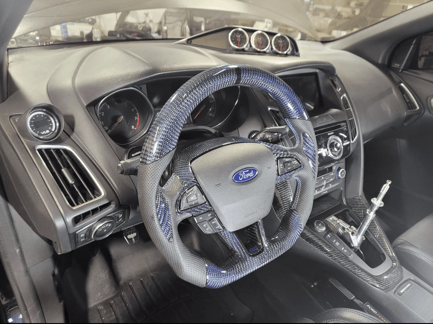 Ford Maverick Custom carbon fiber steering wheel Screenshot_20220219-223925