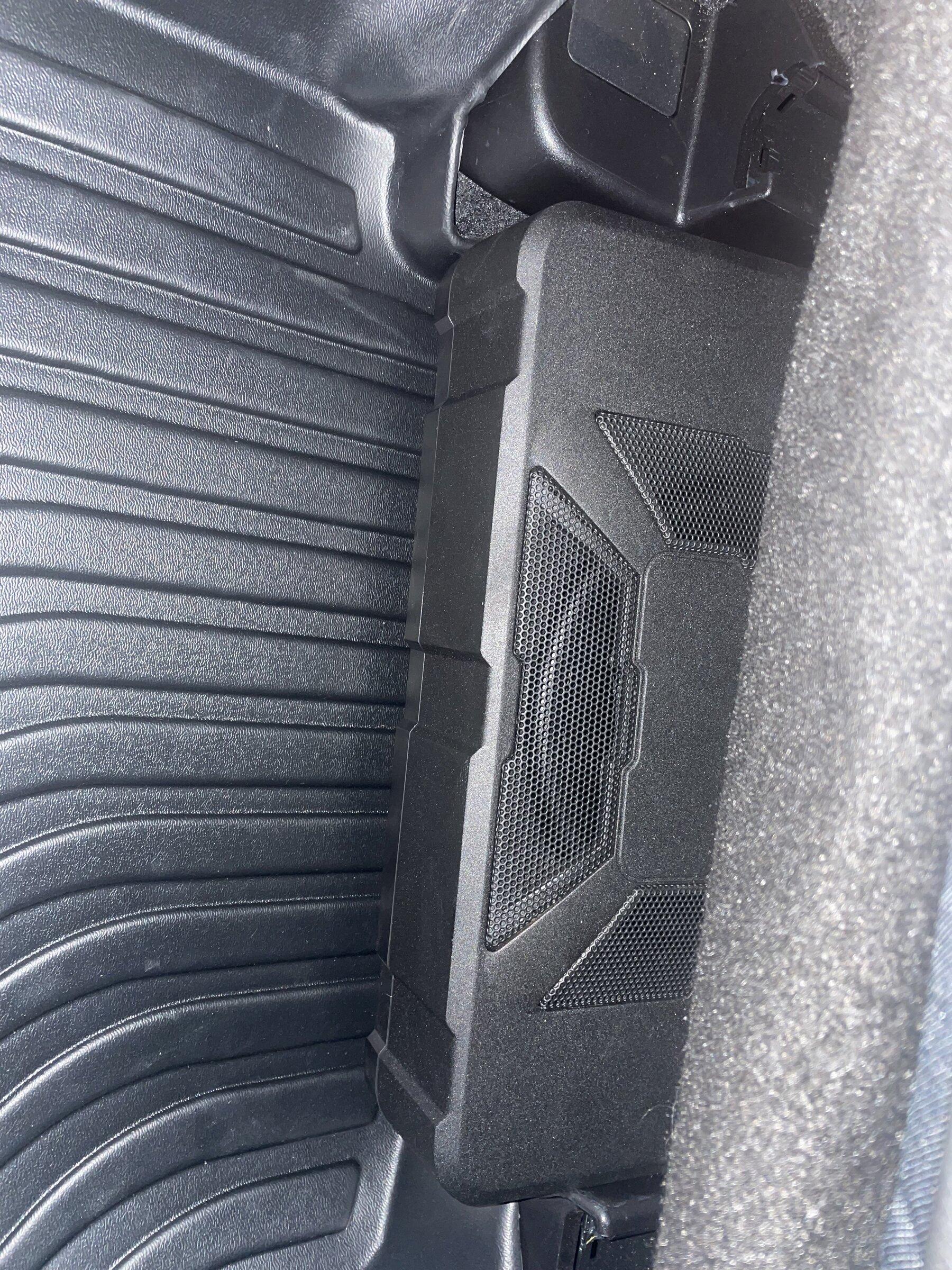Ford Maverick Kicker Hideaway HS10 installed behind rear seats CB66E3B3-4819-4708-996F-4B401D6C347D