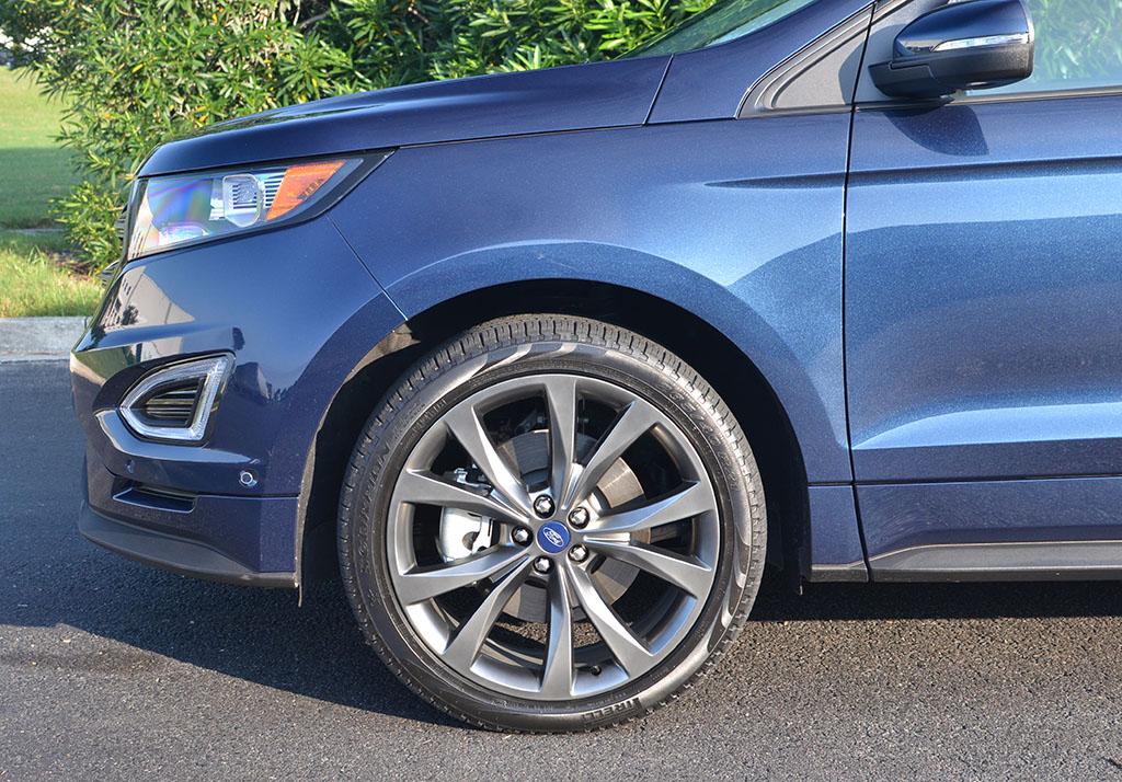 Ford Maverick Ford Edge Wheels WILL fit your Maverick 2017-ford-edge-sport-wheel-tire