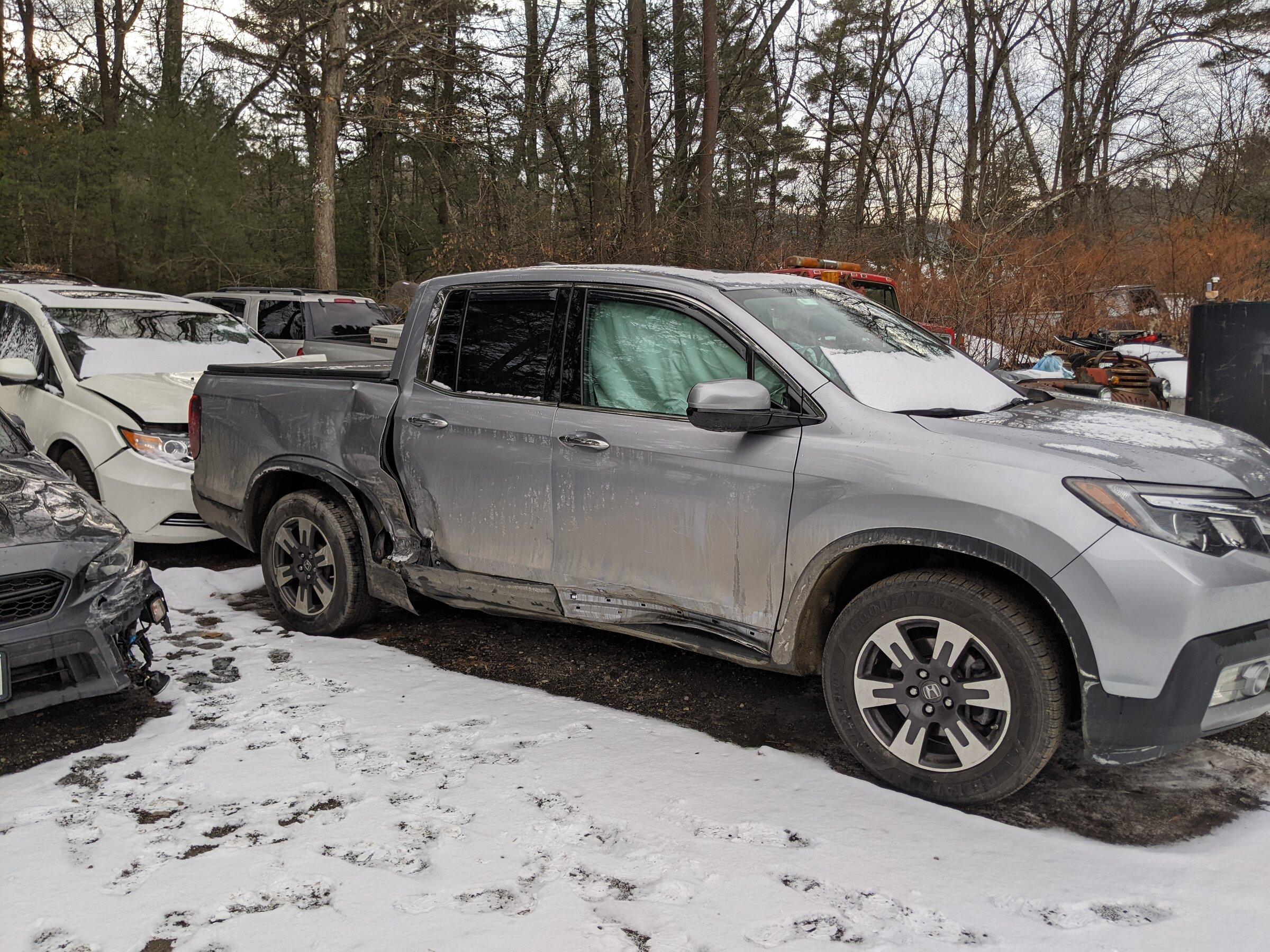 Ford Maverick Oh no!! Damaged Maverick 💔 ridgeline