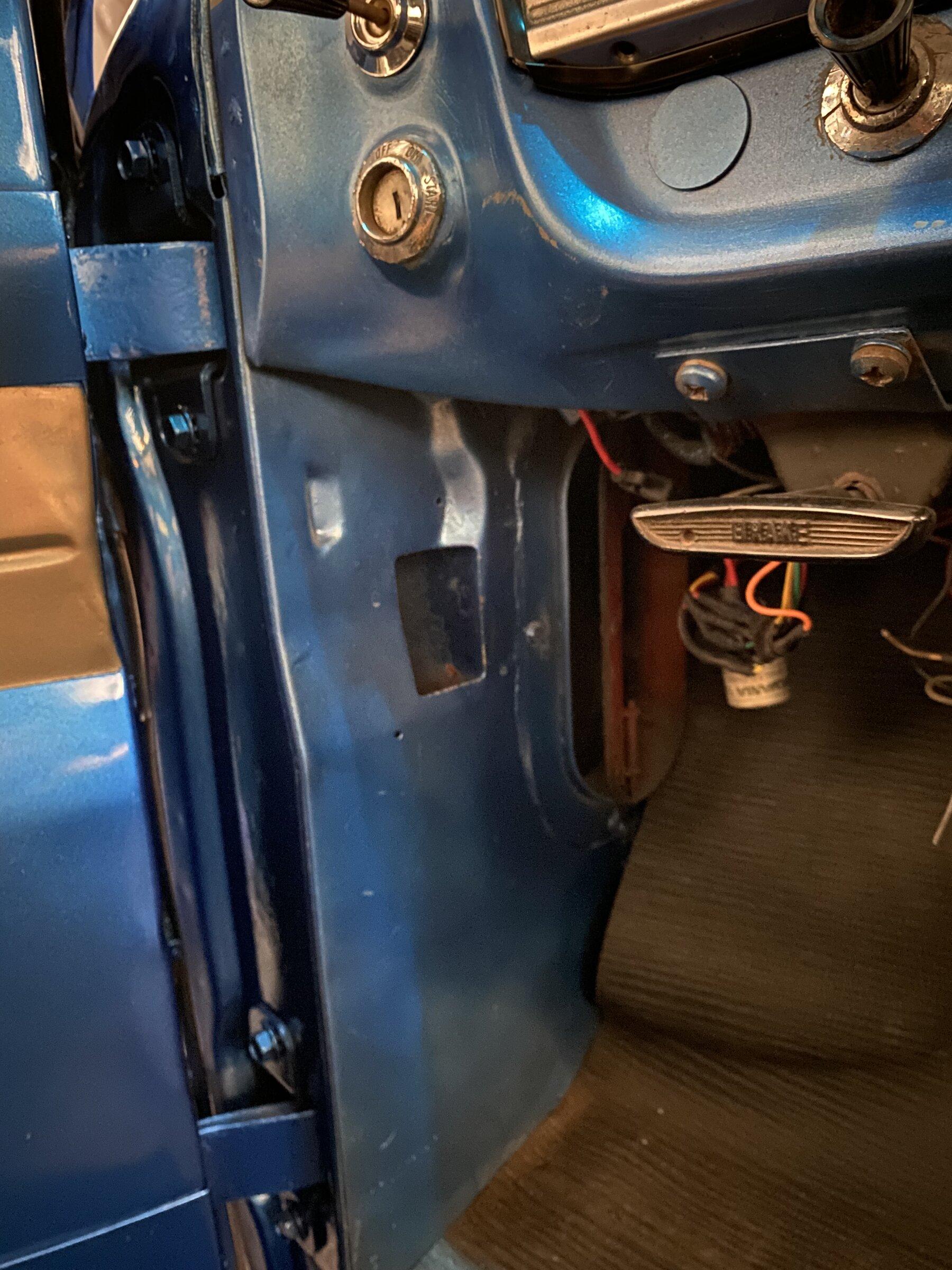 Ford Maverick No Insulation at Fender to engine!? E6041F36-EE80-47A4-8A86-1679A8795275