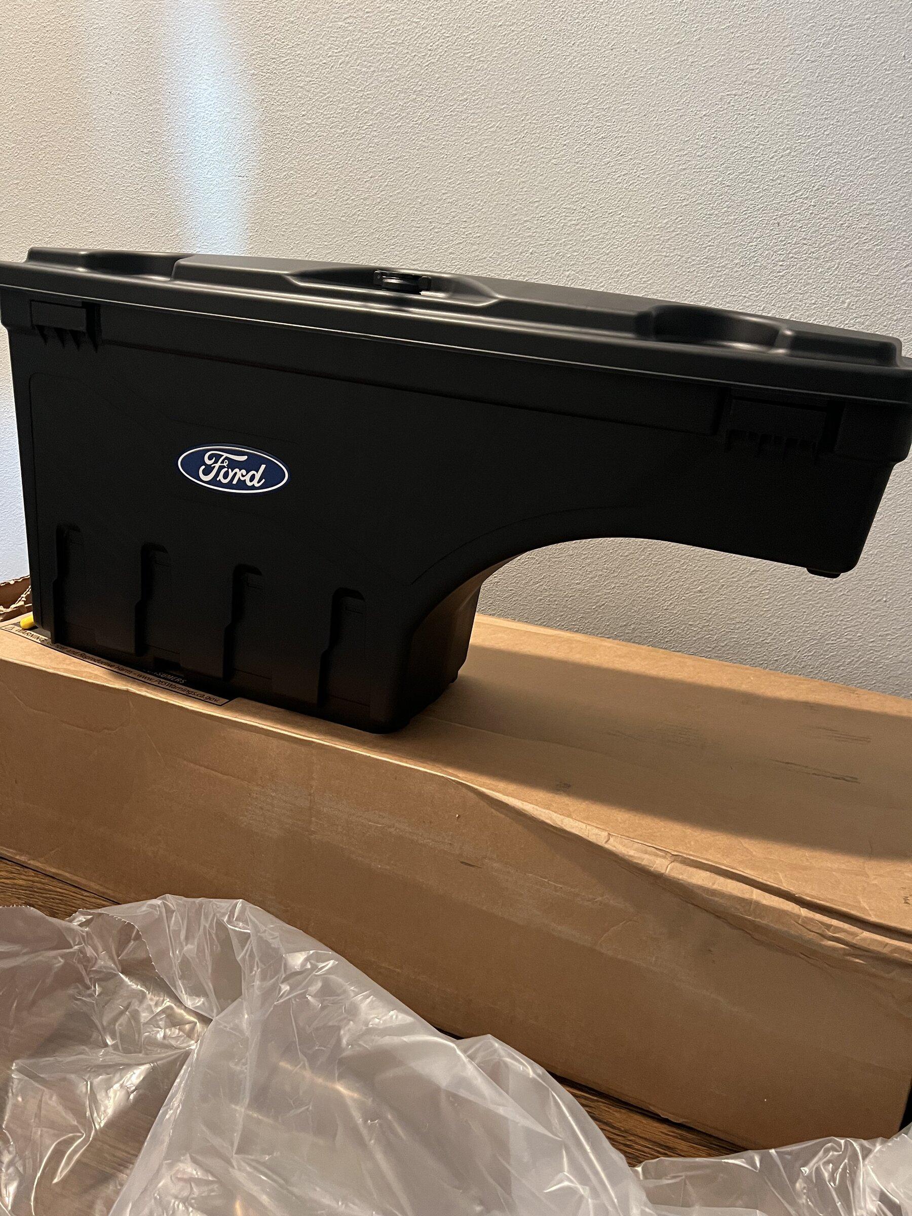 Ford Maverick Hood deflector and toolbox Los Angeles Area 8ED9F593-26CF-46DE-8A0D-6DE318142A79