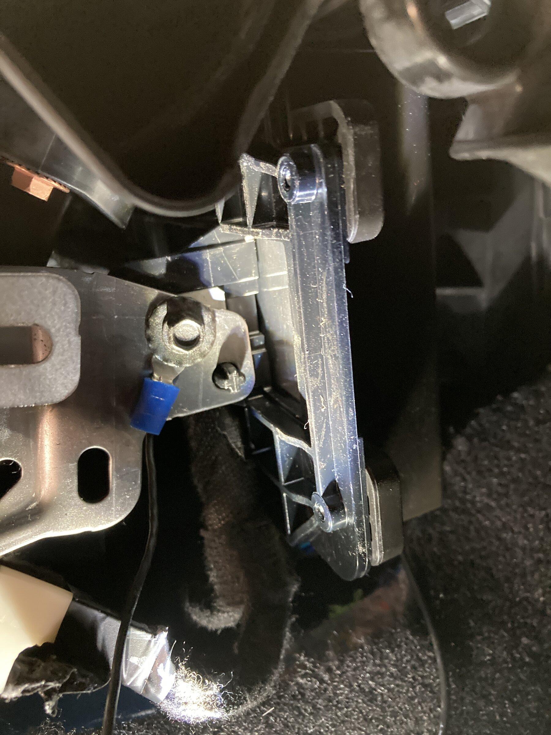 Ford Maverick Installing Sirius/XM Onyx EZR Radio in Lariat Hybrid 1647213404637