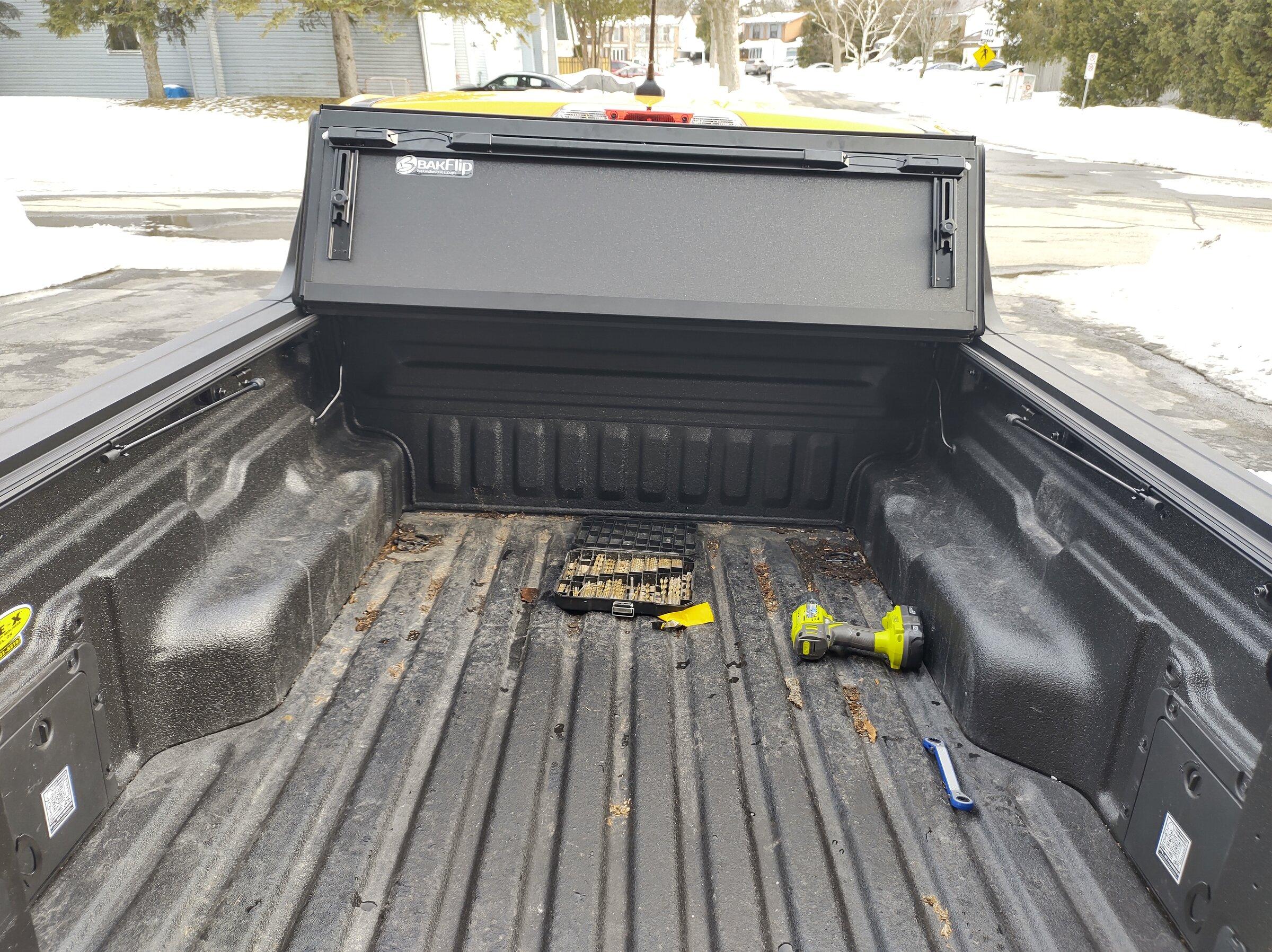 Ford Maverick Bakflp mx4 toneau cover installed. IMG_20220314_164421594_HDR