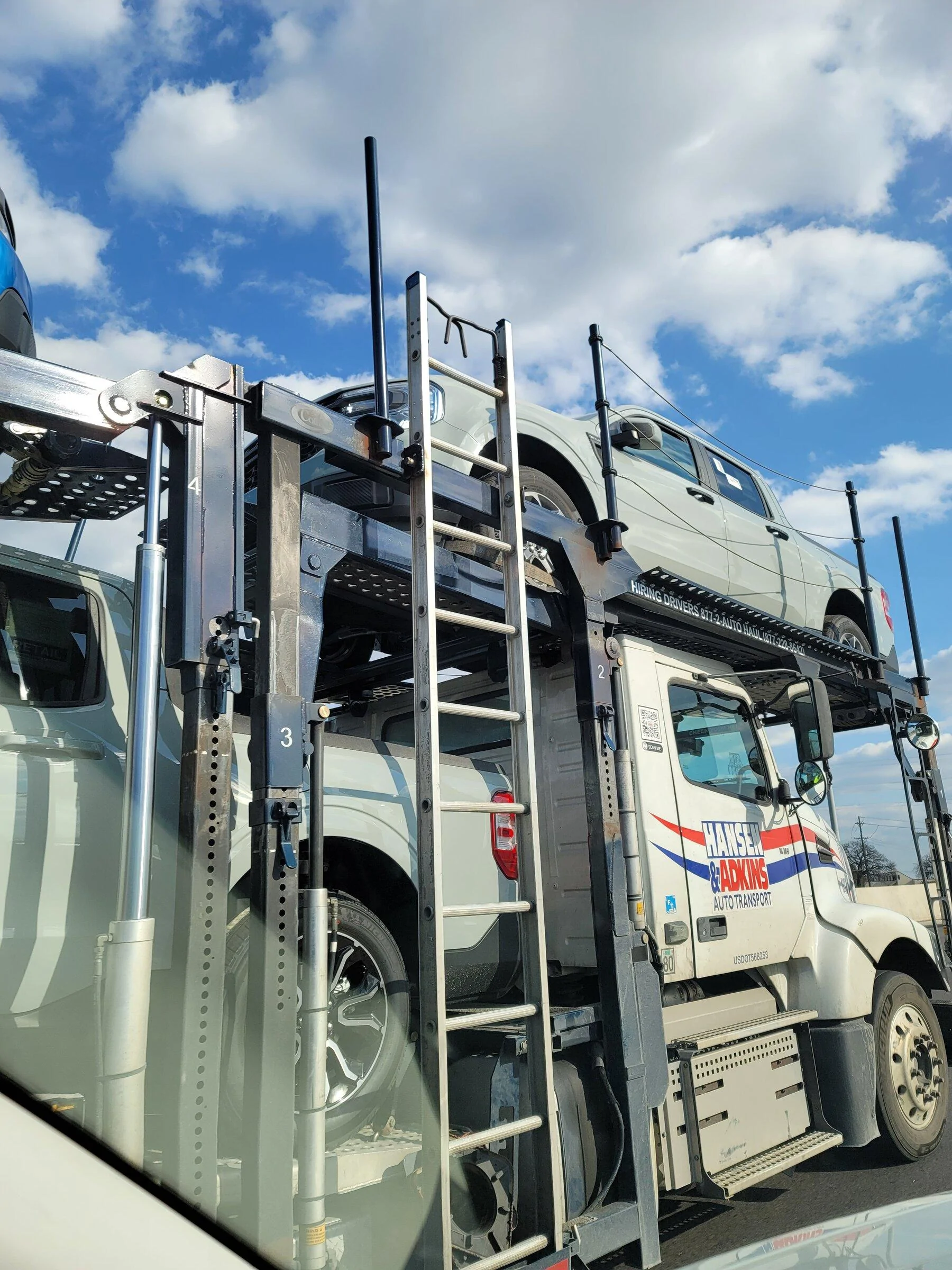 Ford Maverick Spotted: TRUCK LOAD FULL OF MAVERICKS 20220315_171034