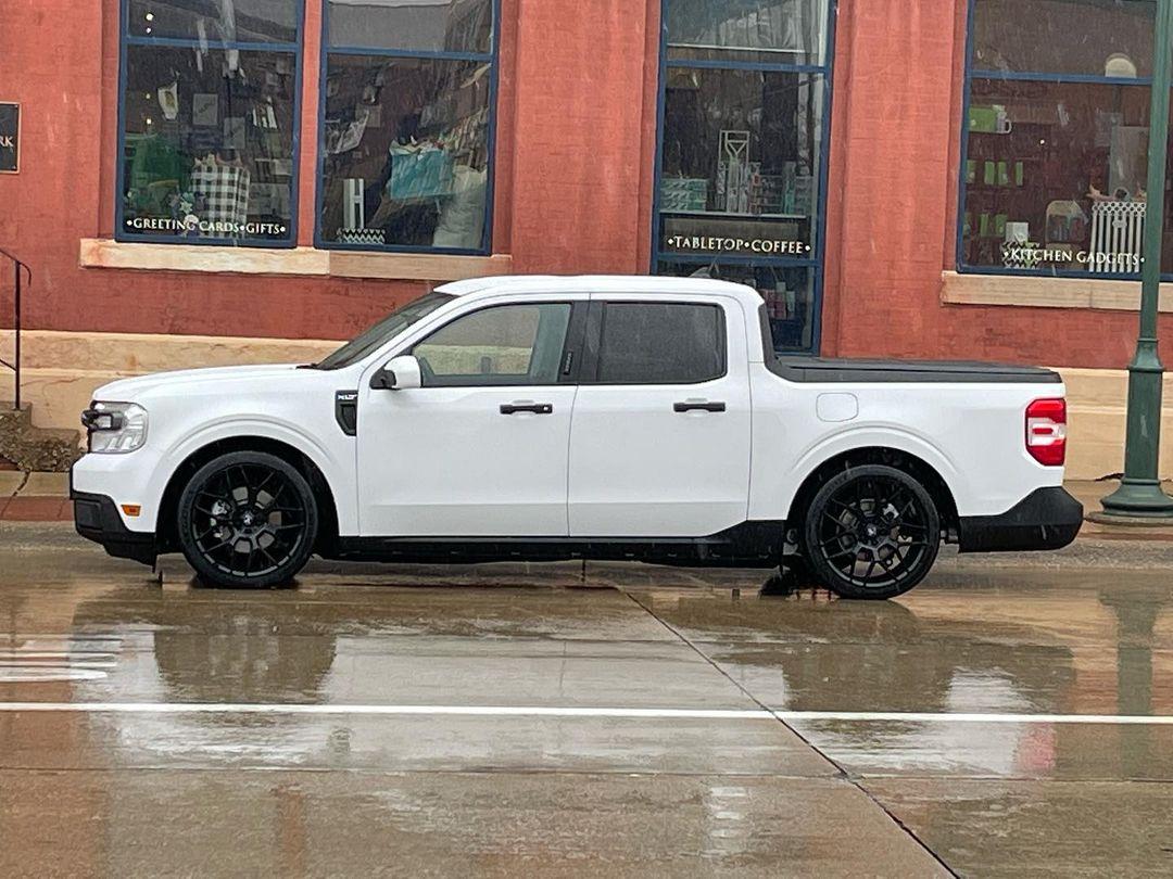 Oxford White Maverick lowered suspension springs lowering.jpg