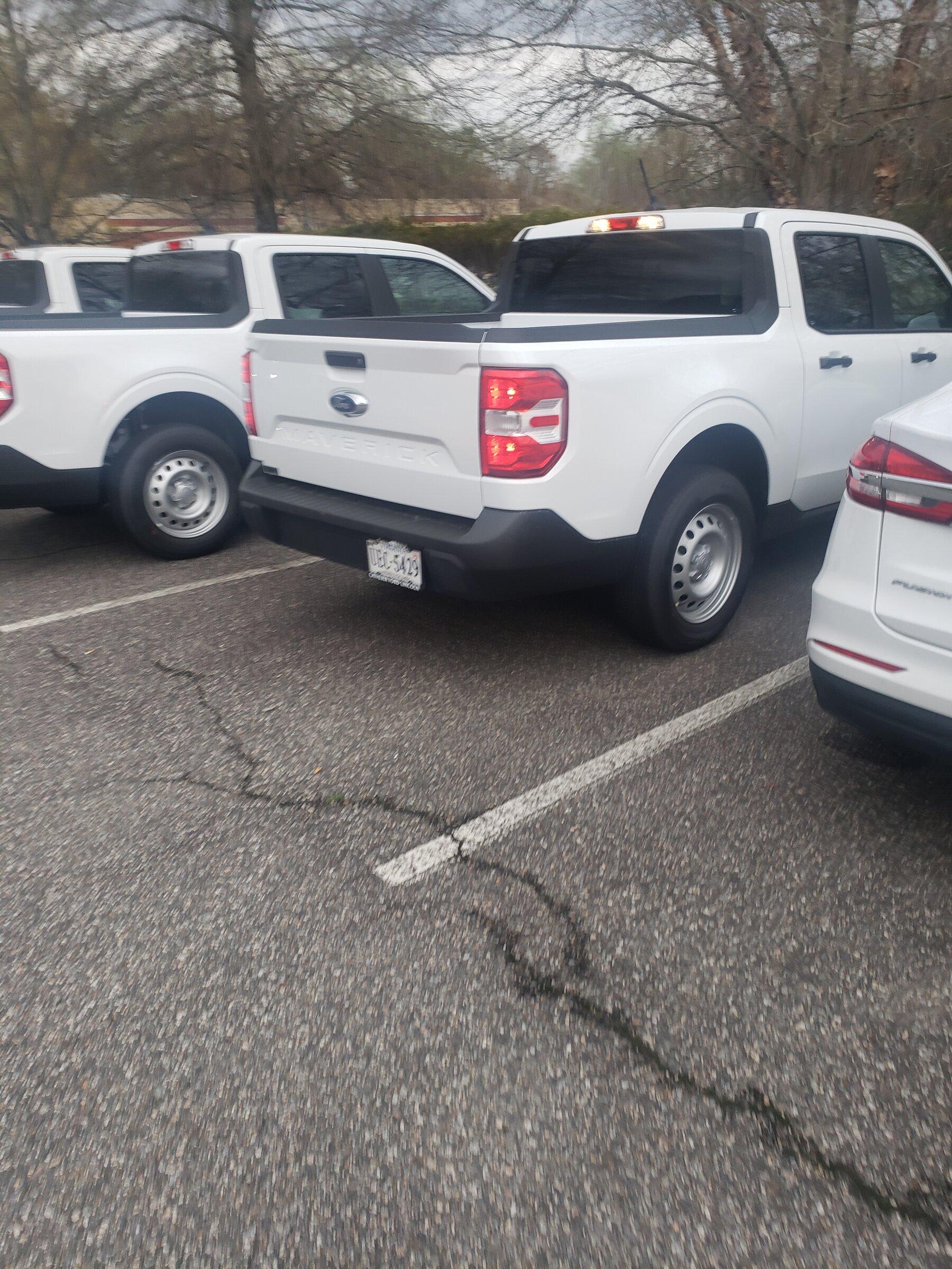 Ford Maverick Finally received 5 XLs for work. 20220325_074708