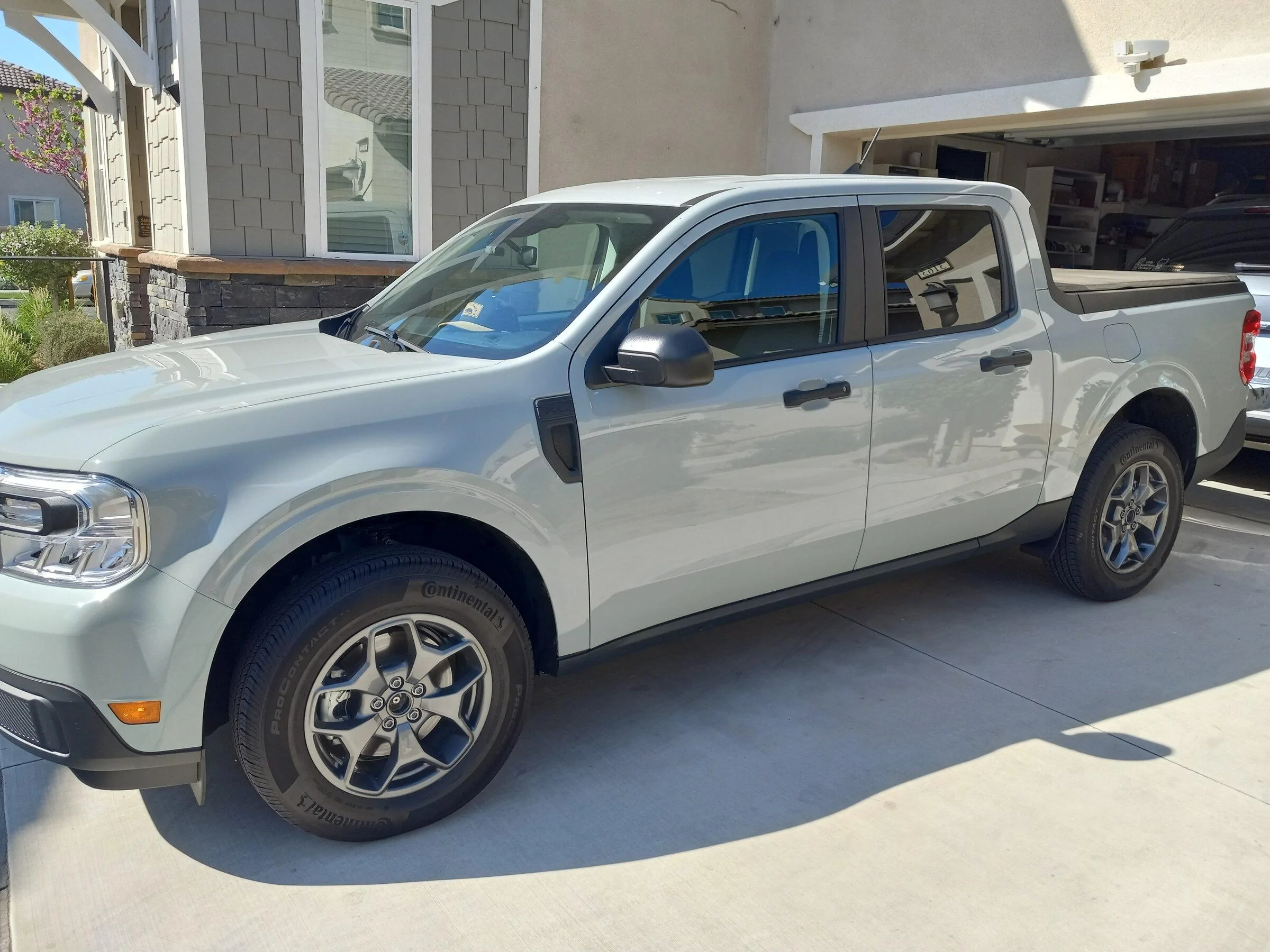 Ford Maverick Bronco Sports Badlands wheels on my XL 20220326_100138