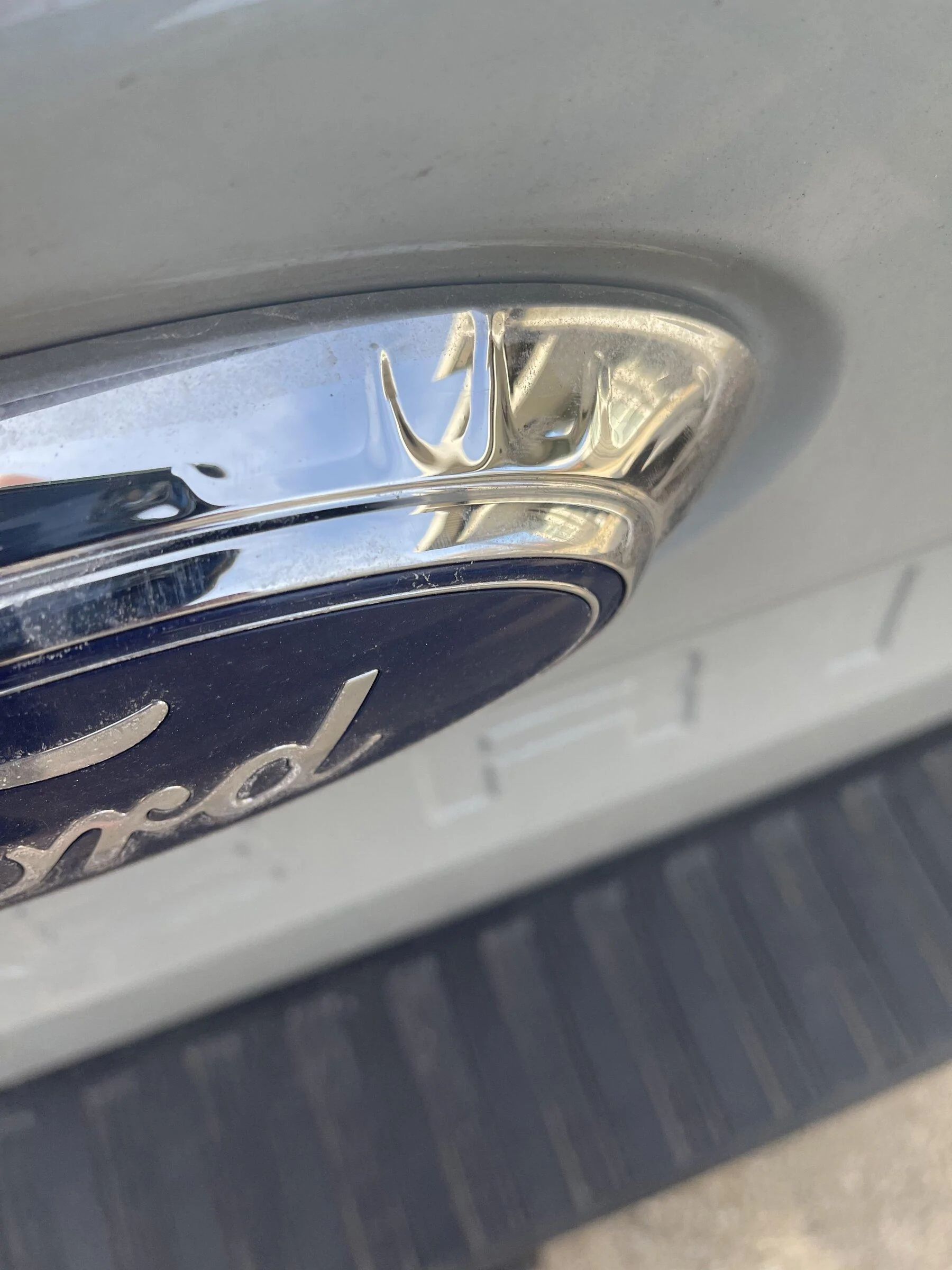 Ford Maverick Ford tailgate emblem (camera location) Defective 8E570950-F68B-45E2-A5B8-ED78059D4B30