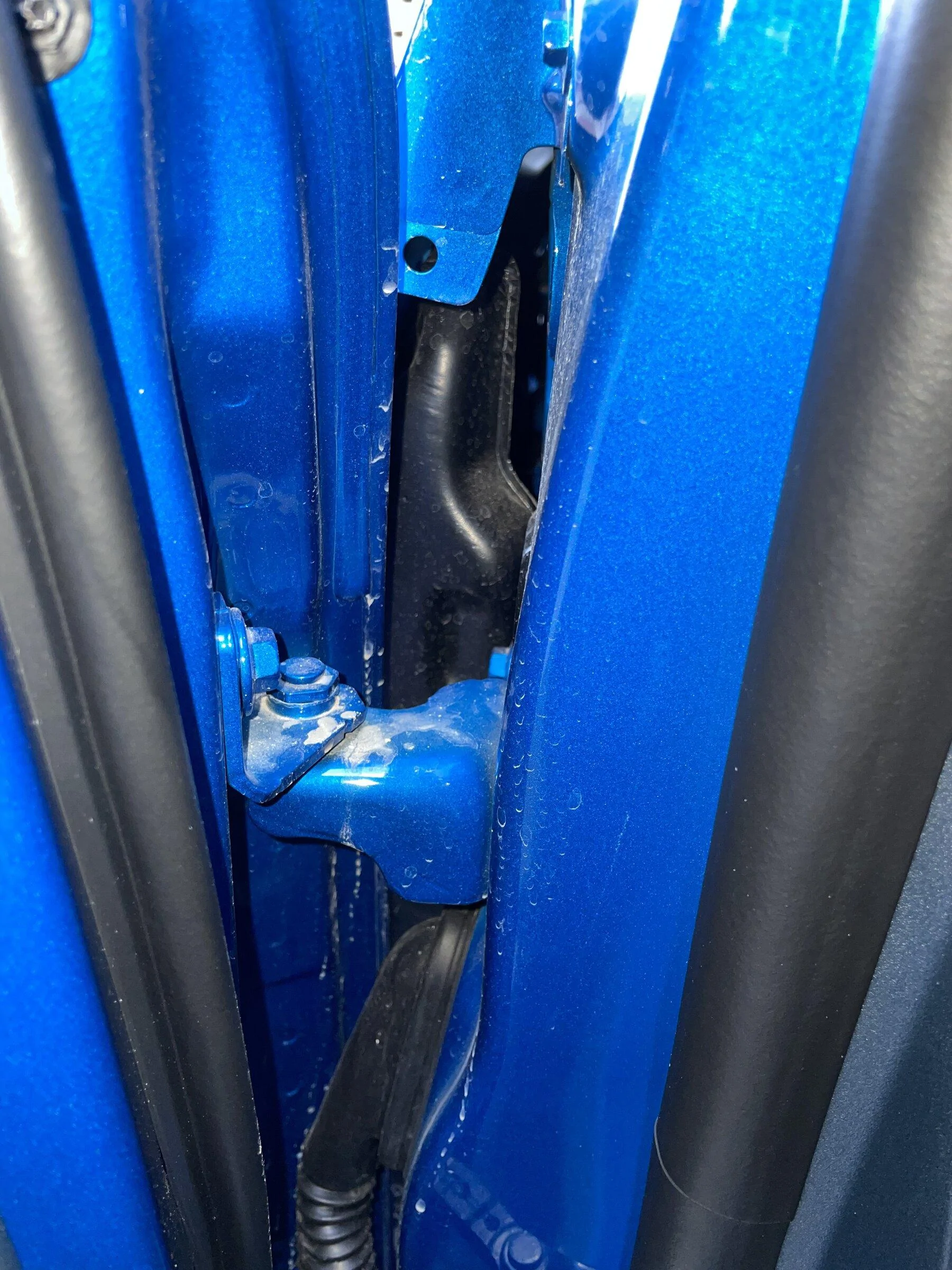 Ford Maverick No Insulation at Fender to engine!? 2379F17E-6866-4D01-8722-316975A0C546