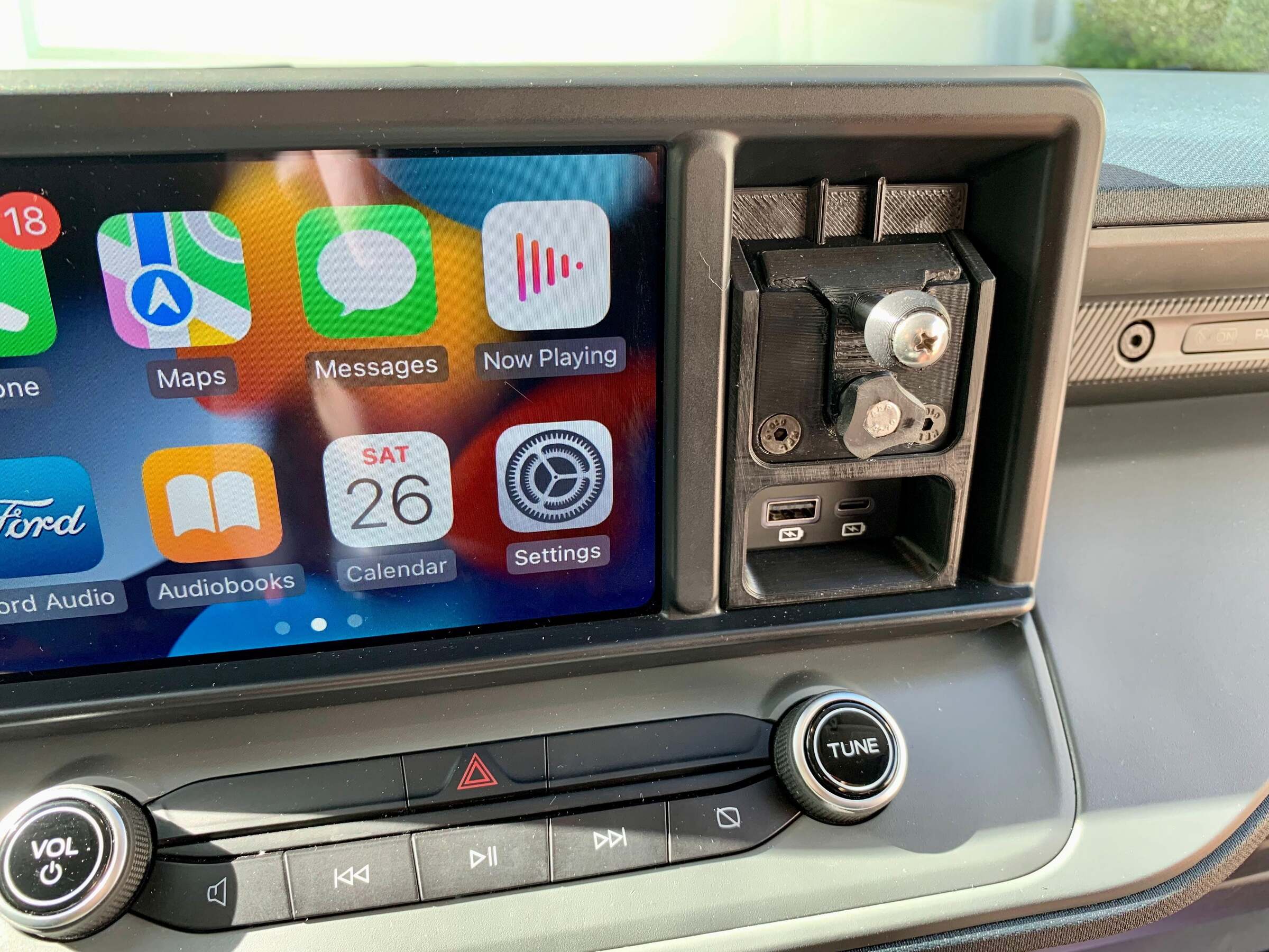 Ford Maverick Ford Maverick Cubby Products & Give-away gi0raqve2up81