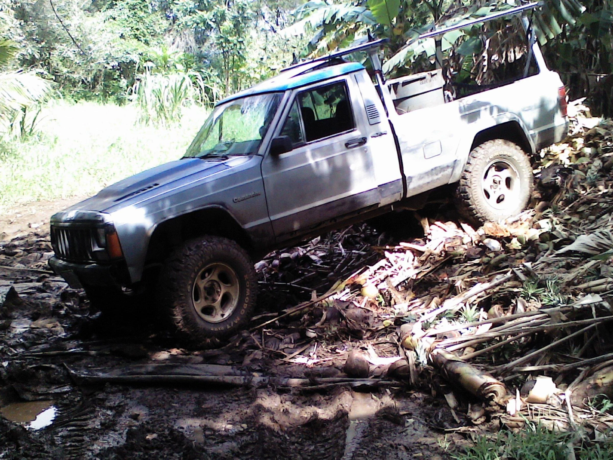 Ford Maverick Maverick vs Ranger - Which is the Better Small Ford Pickup? [Truck King Review] 0309201357