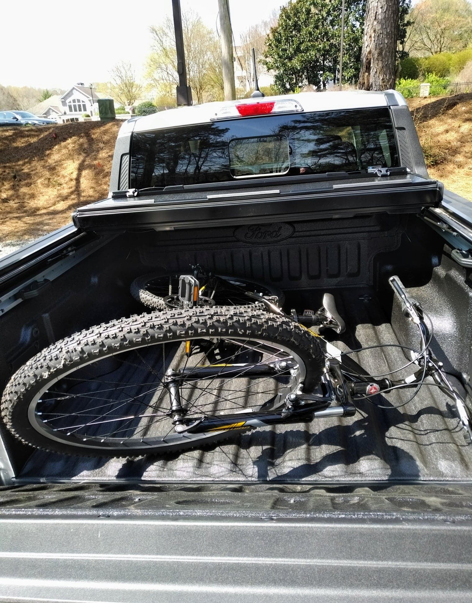 Ford Maverick Custom Bike Carrier 277314936_501594414676891_8162406753732034333_n