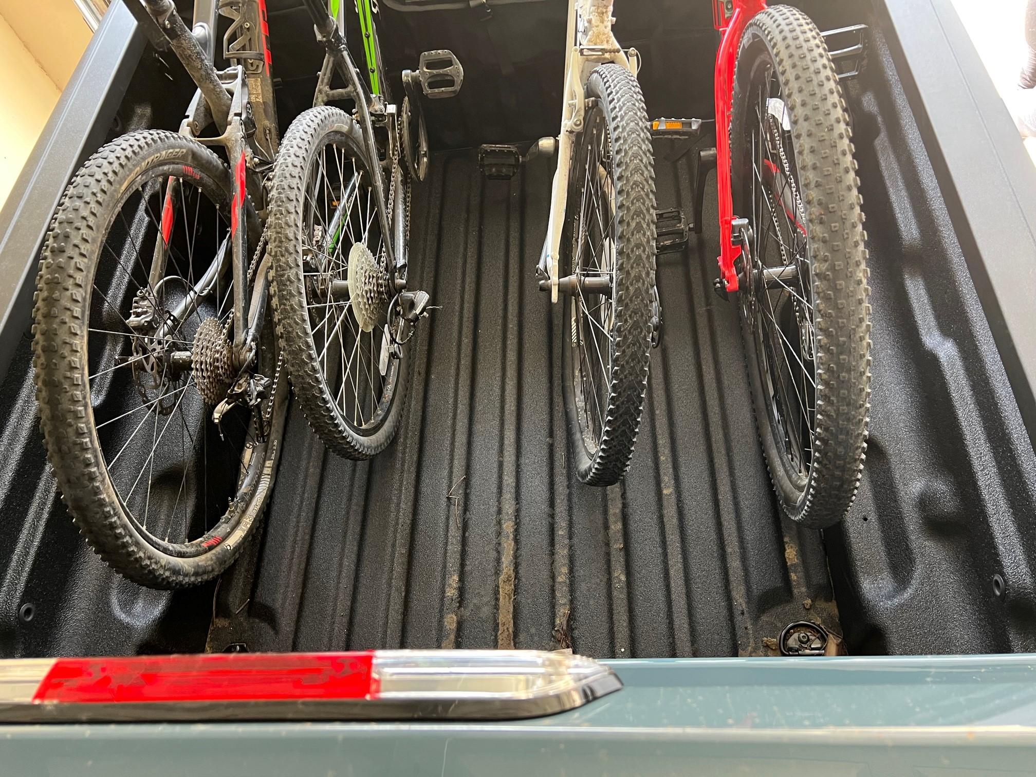 Ford Maverick If there was any doubt before... 4 bicycles hung on tailgate Rear
