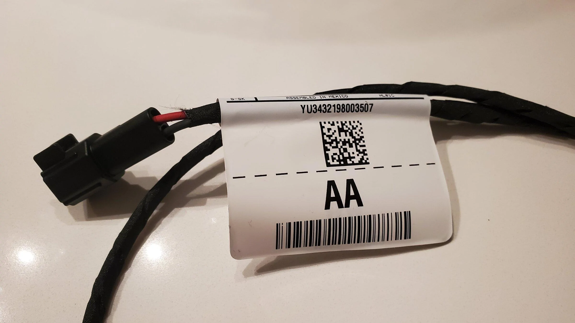 Ford Maverick Unknown part # NZ6T-12663 cable left in XL glove box? What is it used for? 20220401_201526