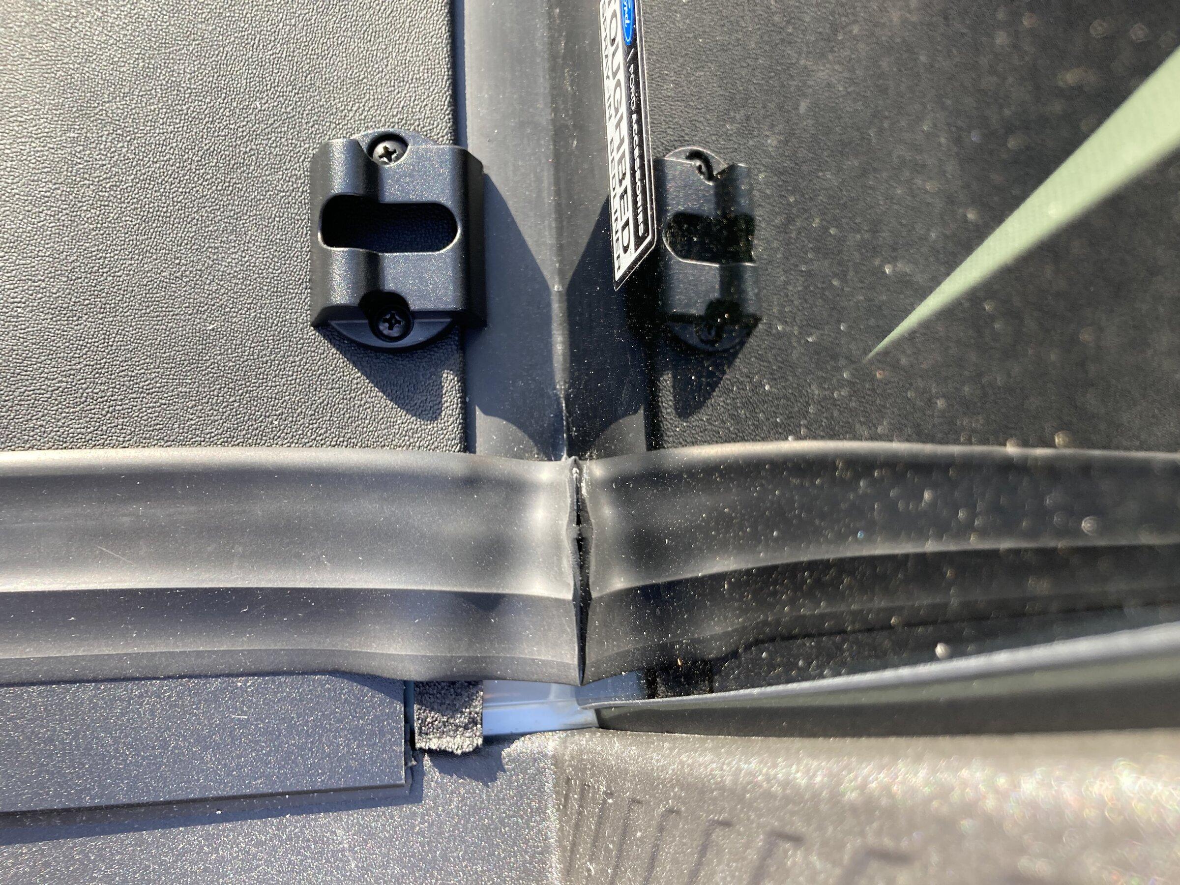 Ford Maverick Fitment issue BAK x4s tonneau cover? IMG_9527