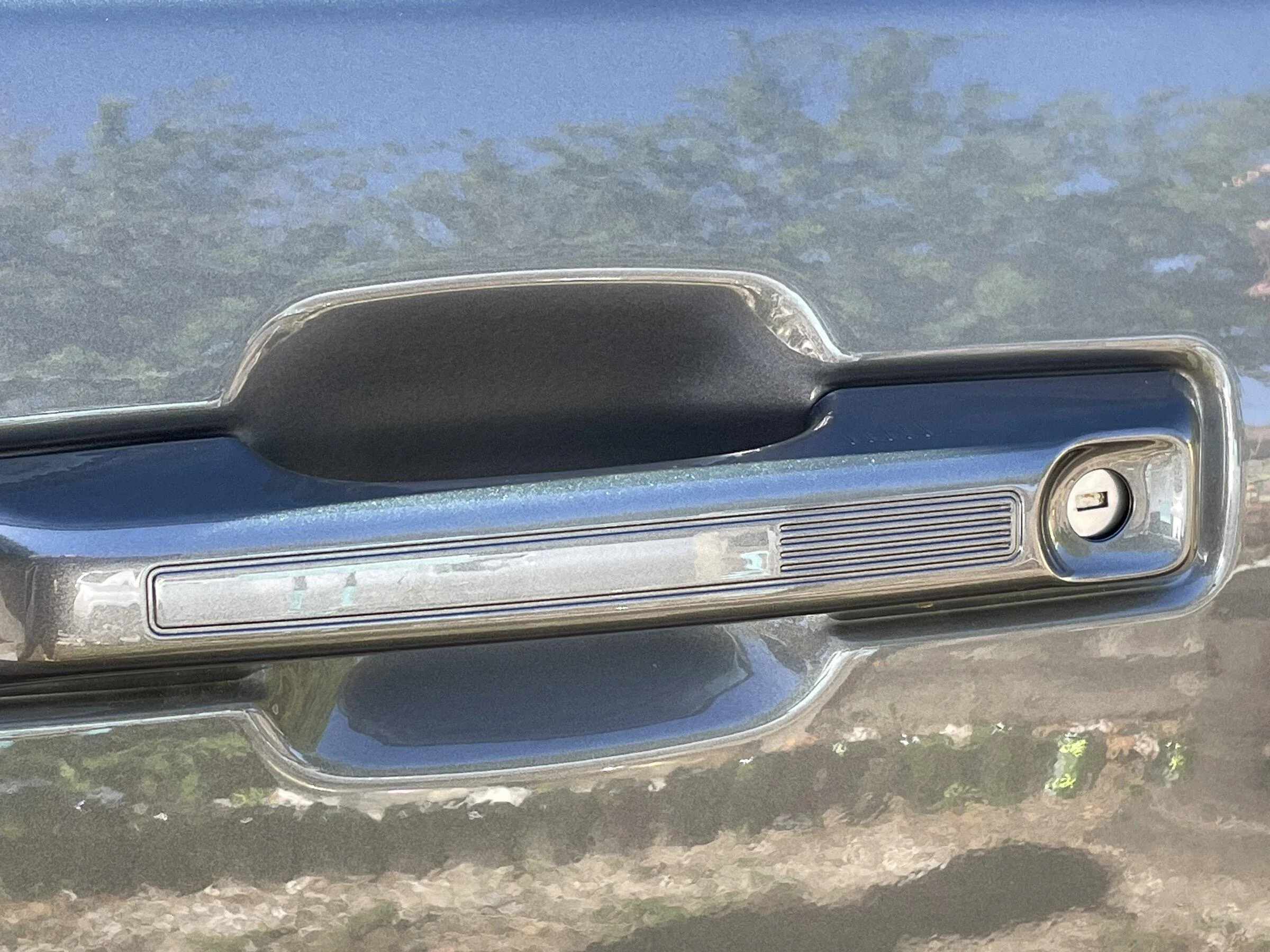 Ford Maverick Passenger door lock missing? 2F4B881C-FE0A-4EC6-A3CD-0AF496398E67